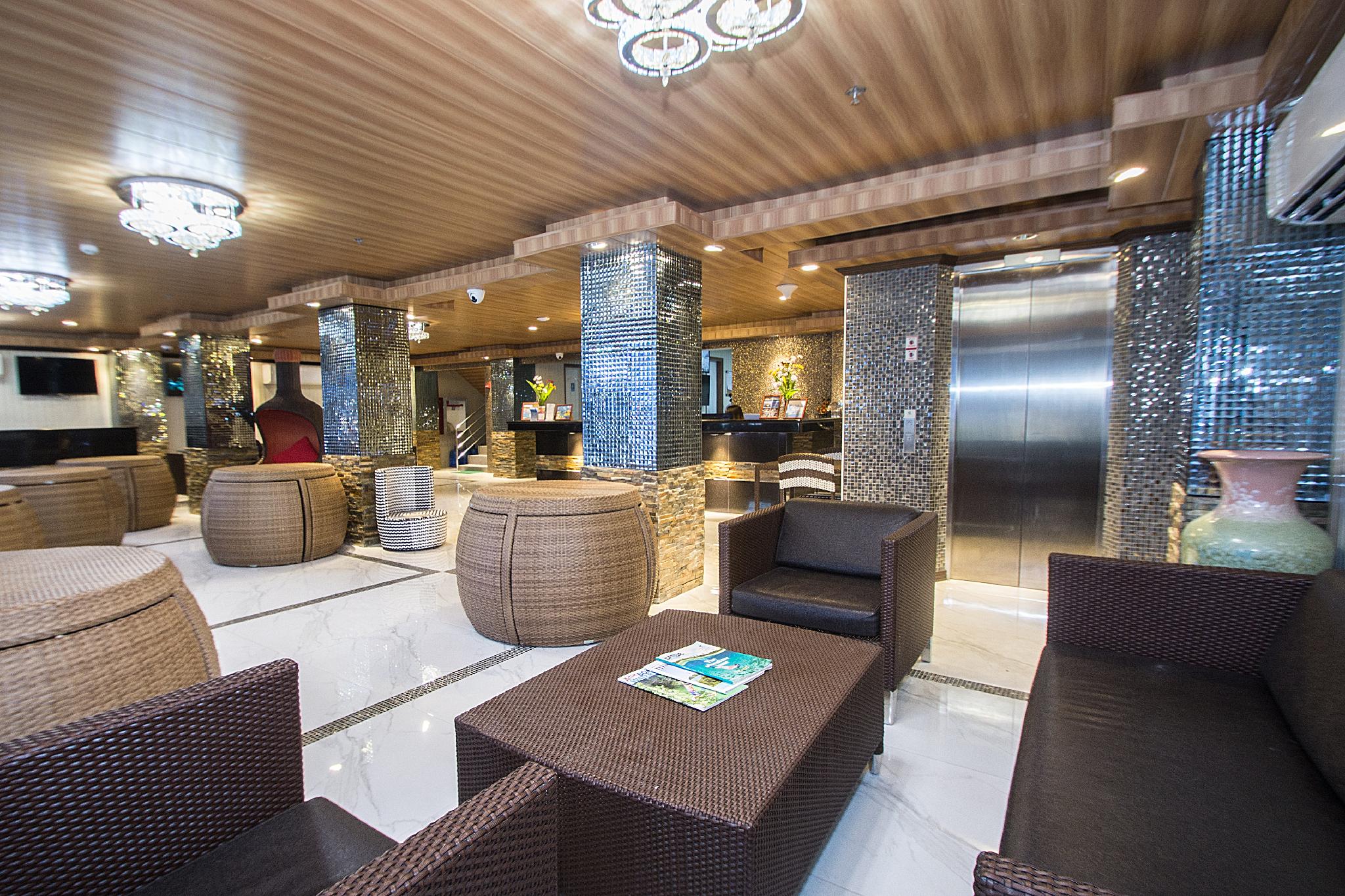 Diamond Water Edge Resort