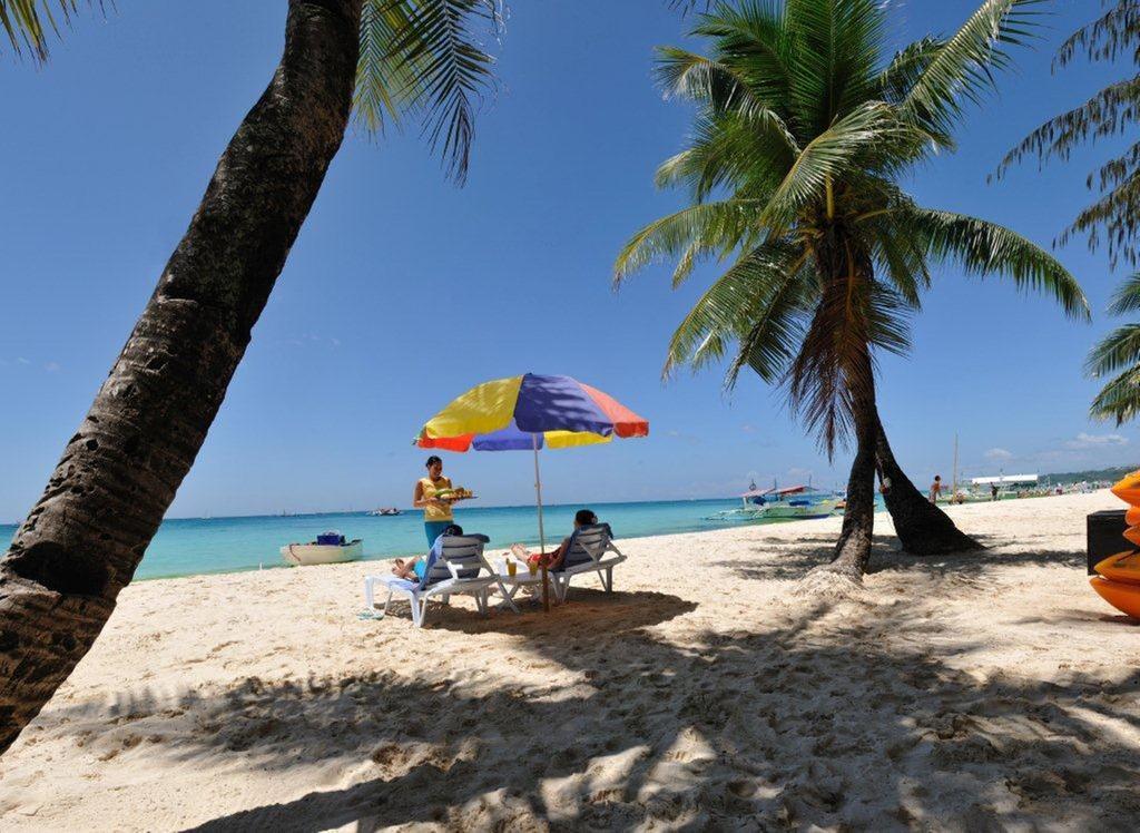 DiveGurus Boracay Beach Resort