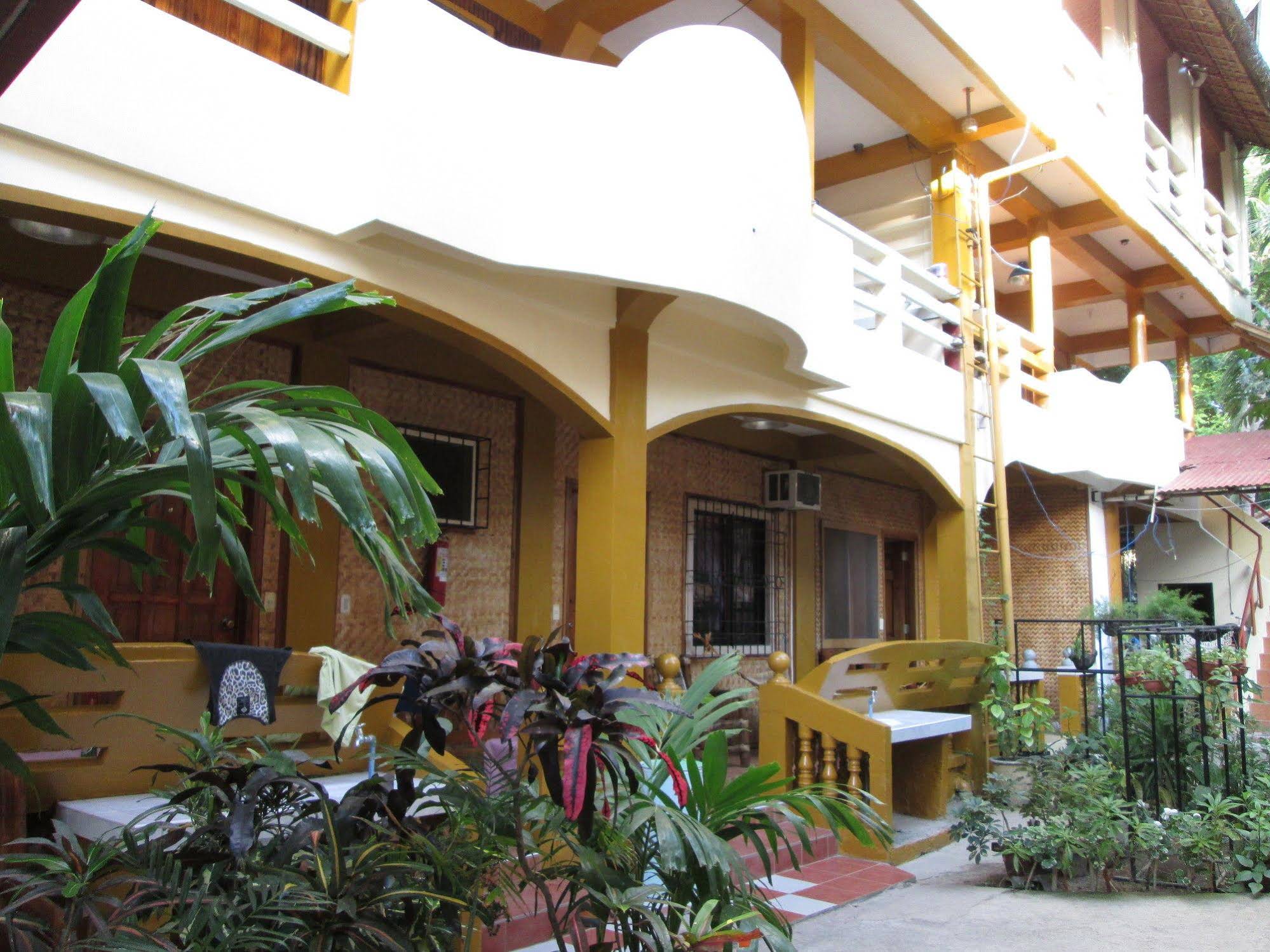 Escurel Inn