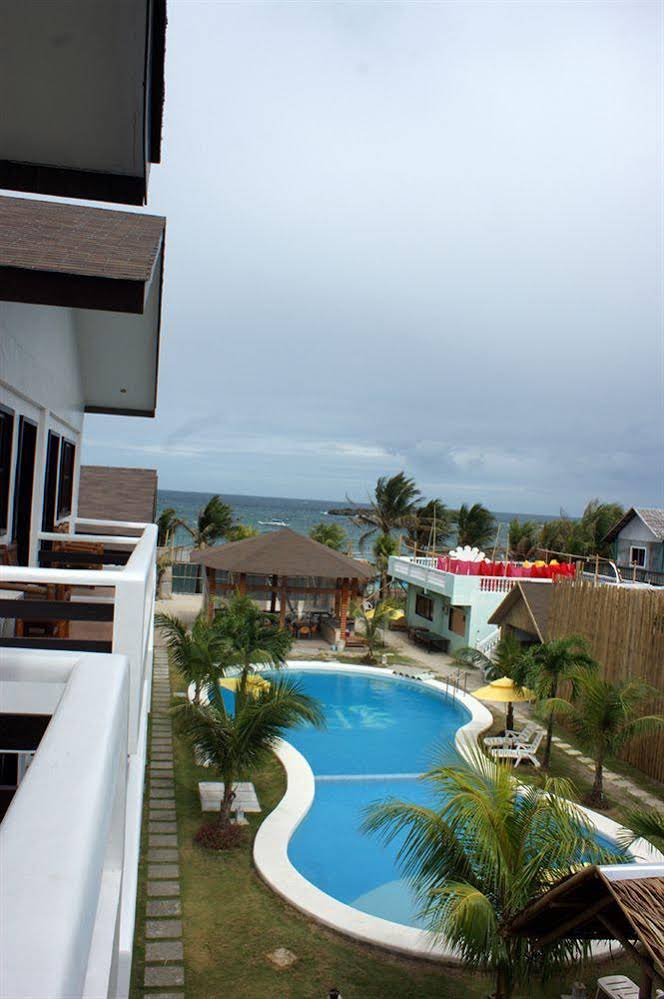 Feliness Resort