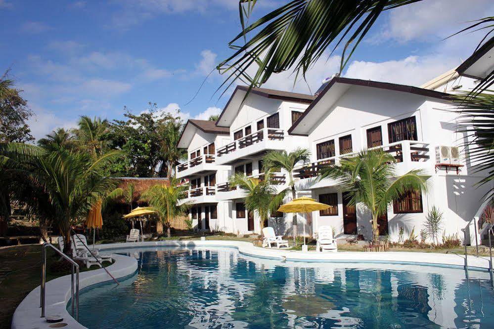 Feliness Resort