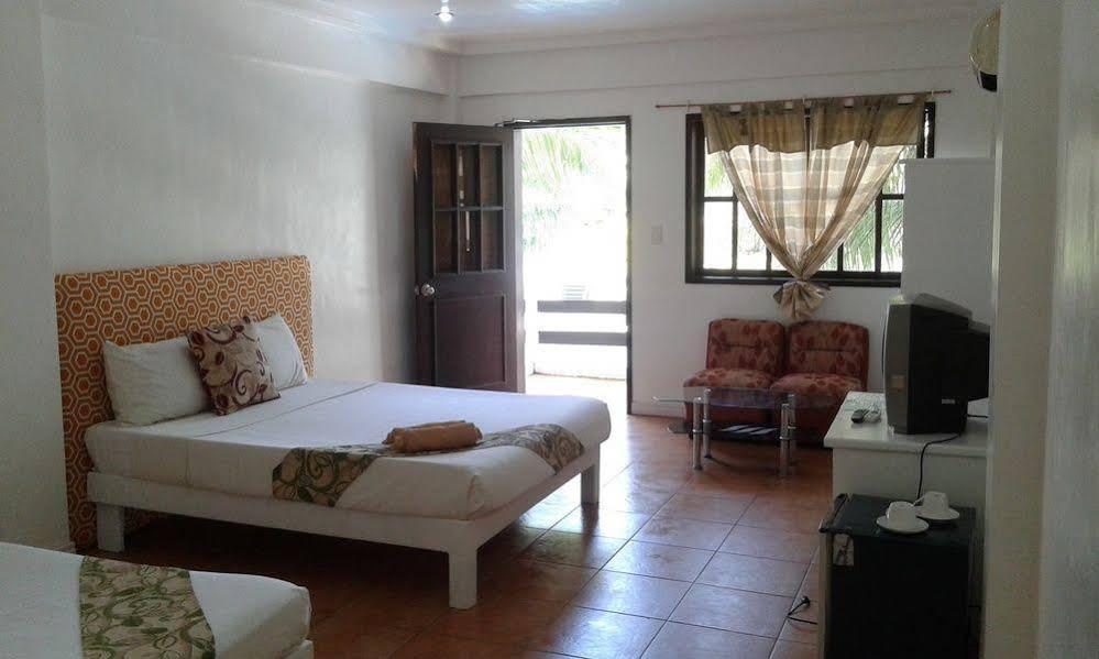 Feliness Resort