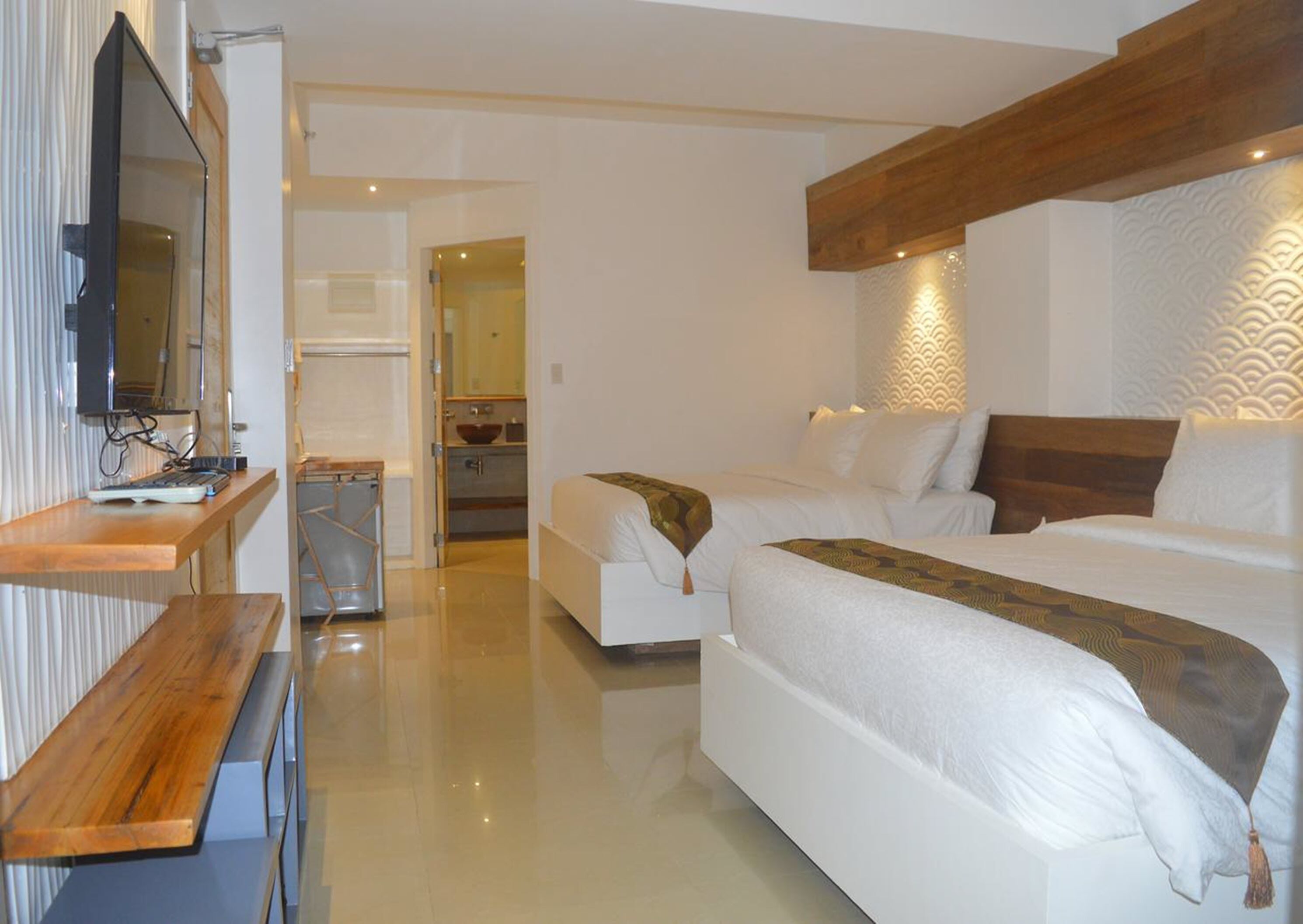 G Executive Hotel Boracay by OYO Rooms