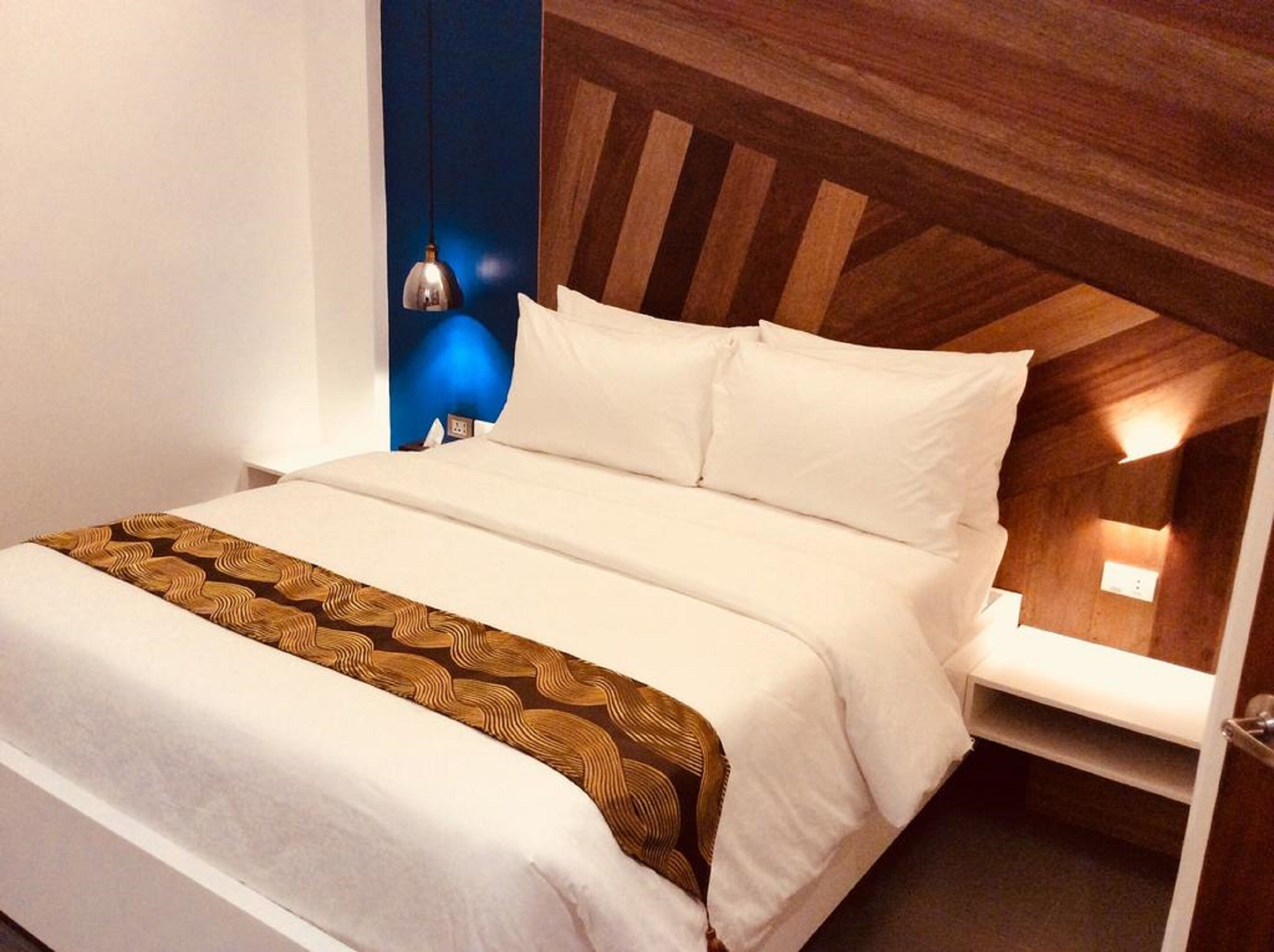 G Executive Hotel Boracay by OYO Rooms