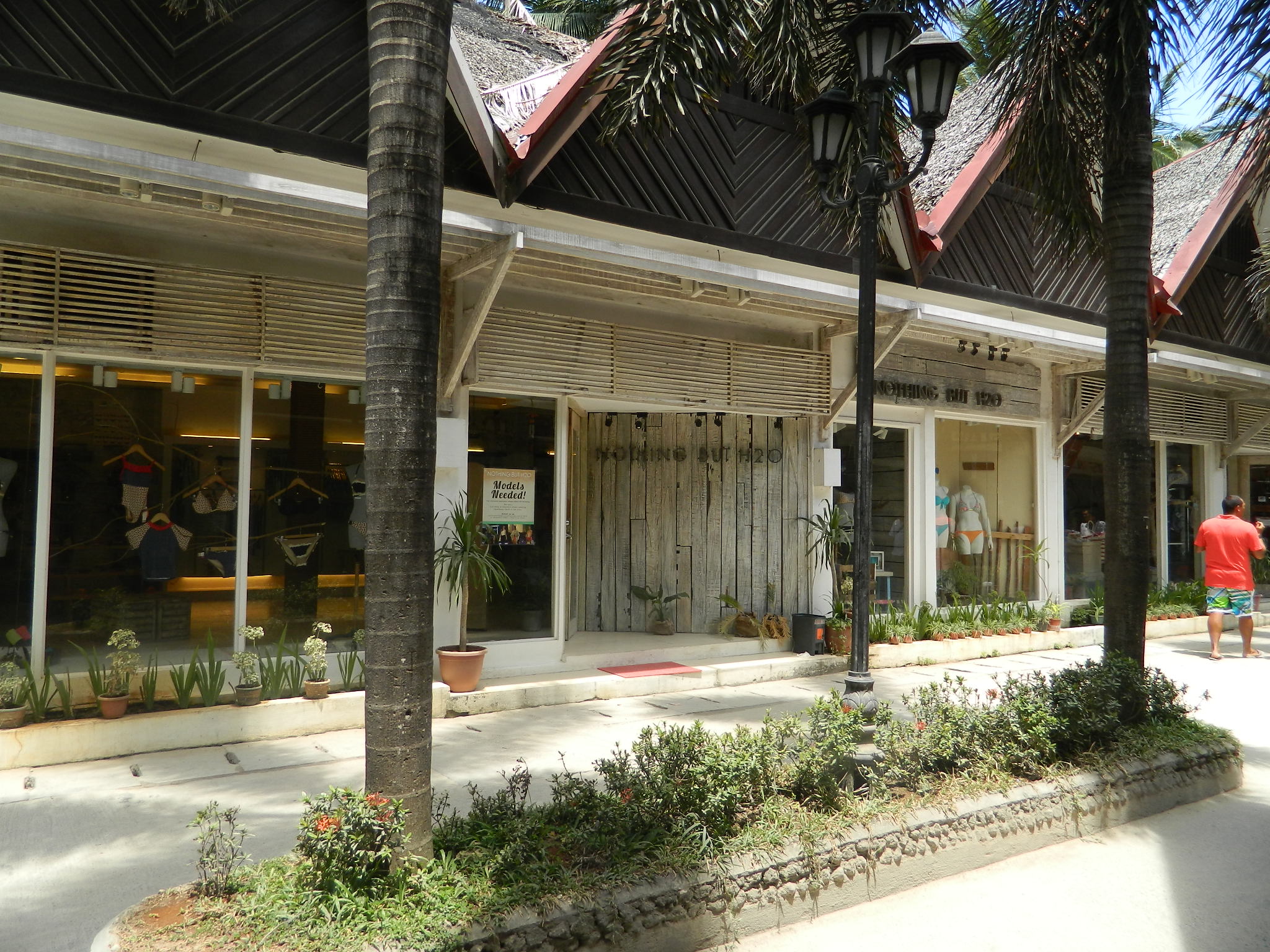 Giulius Boracay Italian Resort