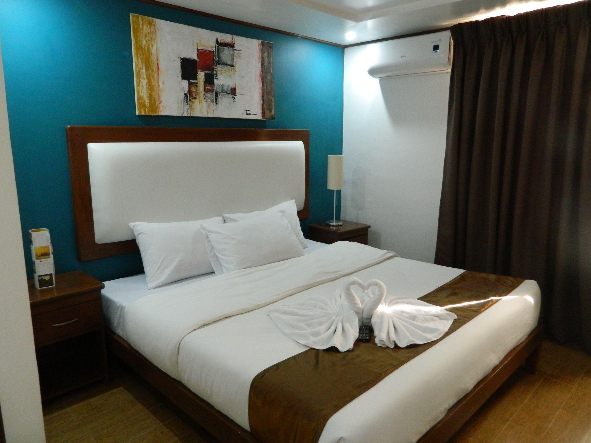 Giulius Boracay Italian Resort