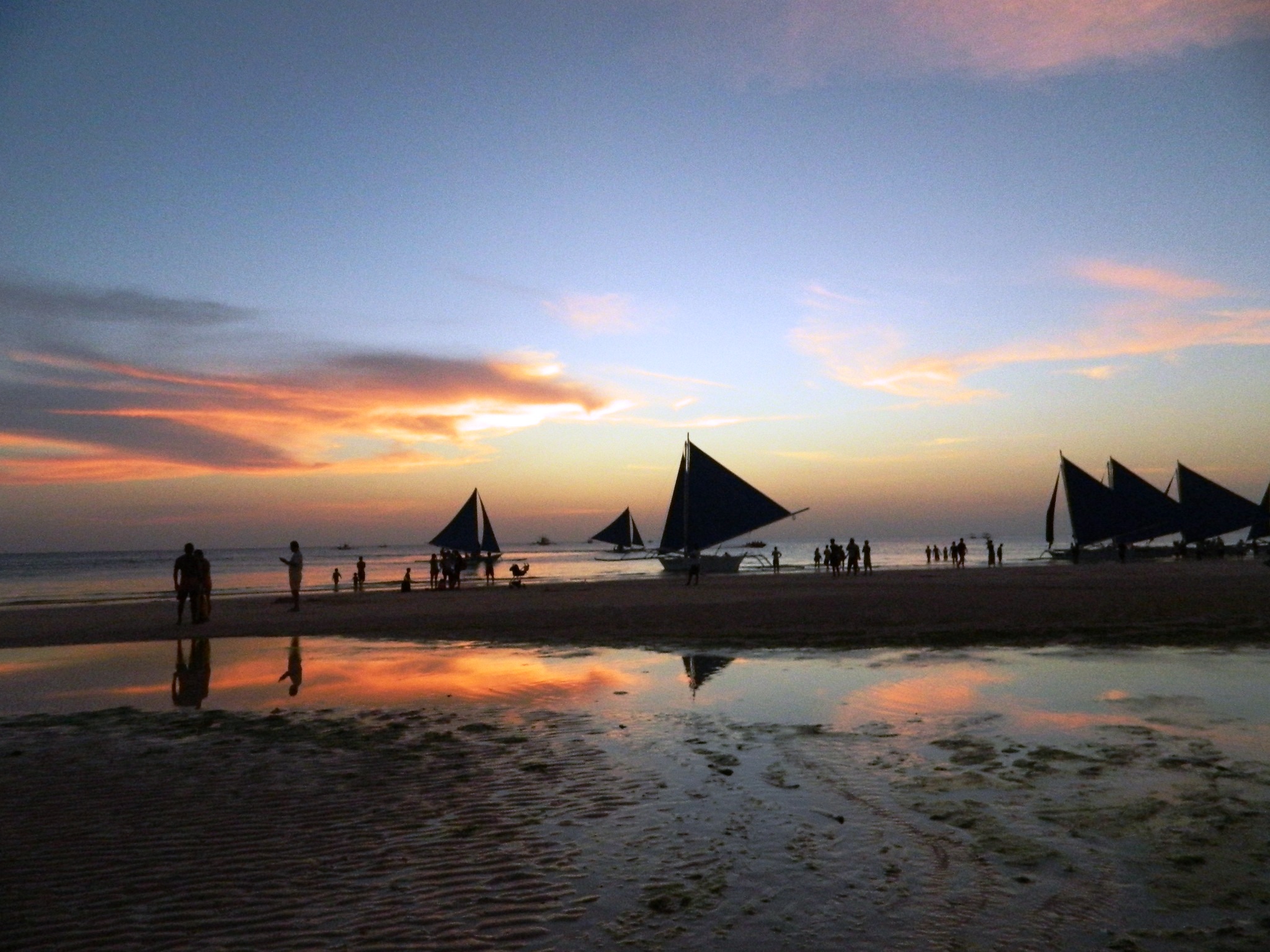Giulius Boracay Italian Resort