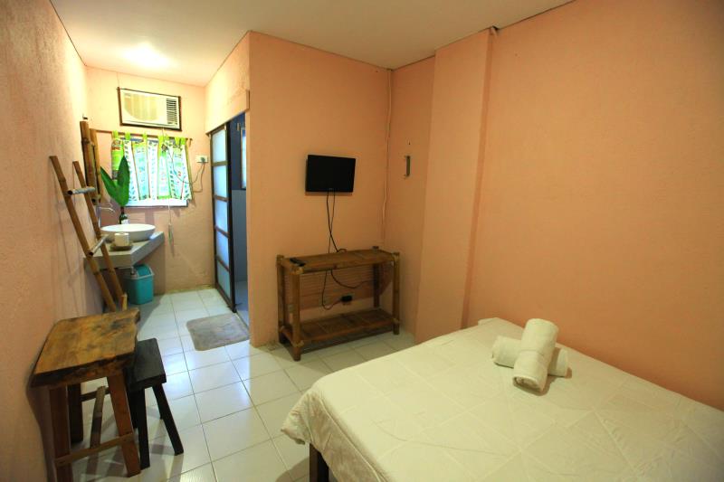 Hannah Hotel