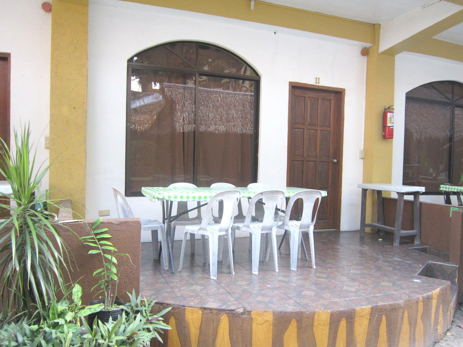 Holiday Homes de Boracay Hotel