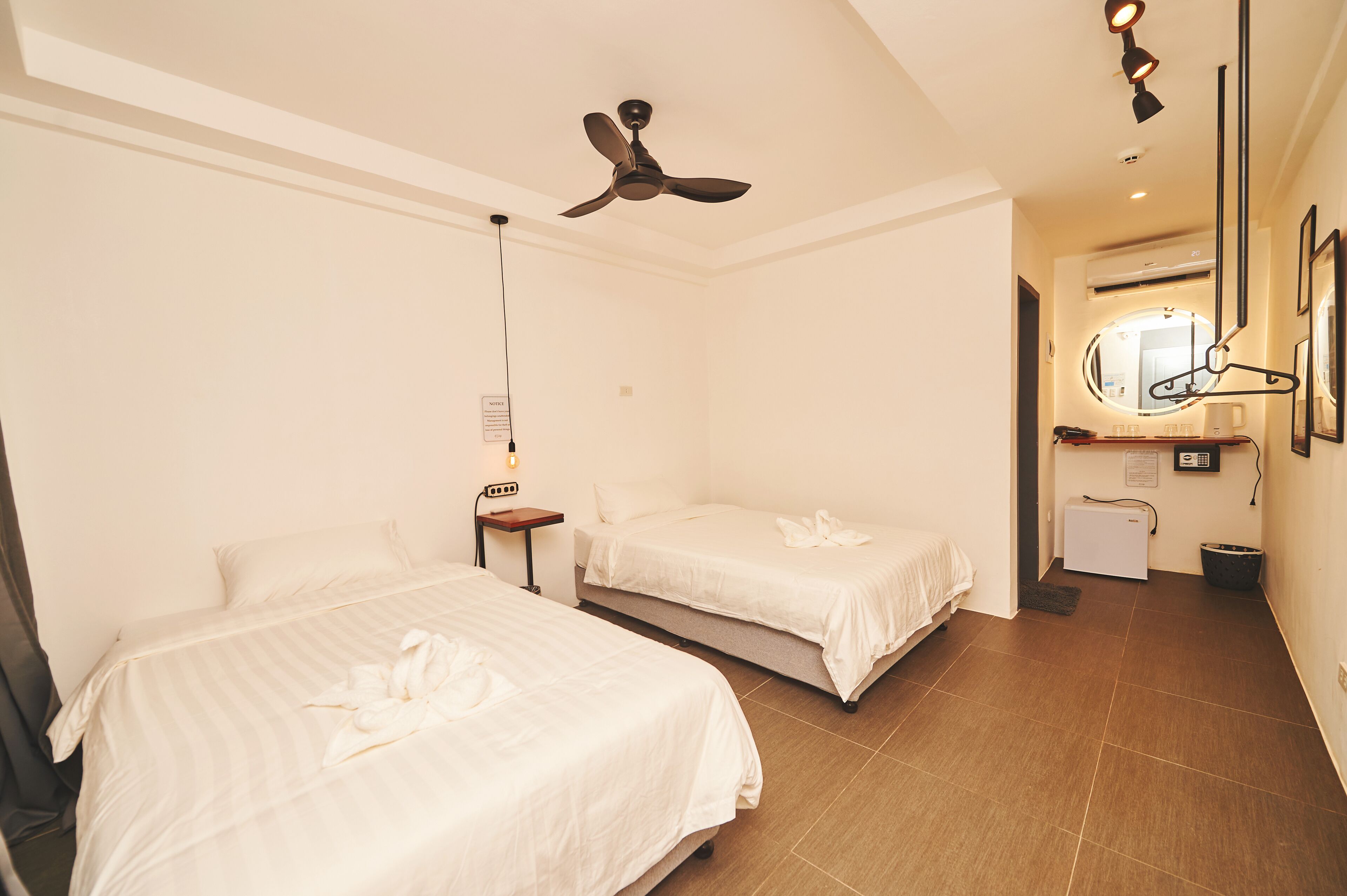 Hotel Gray