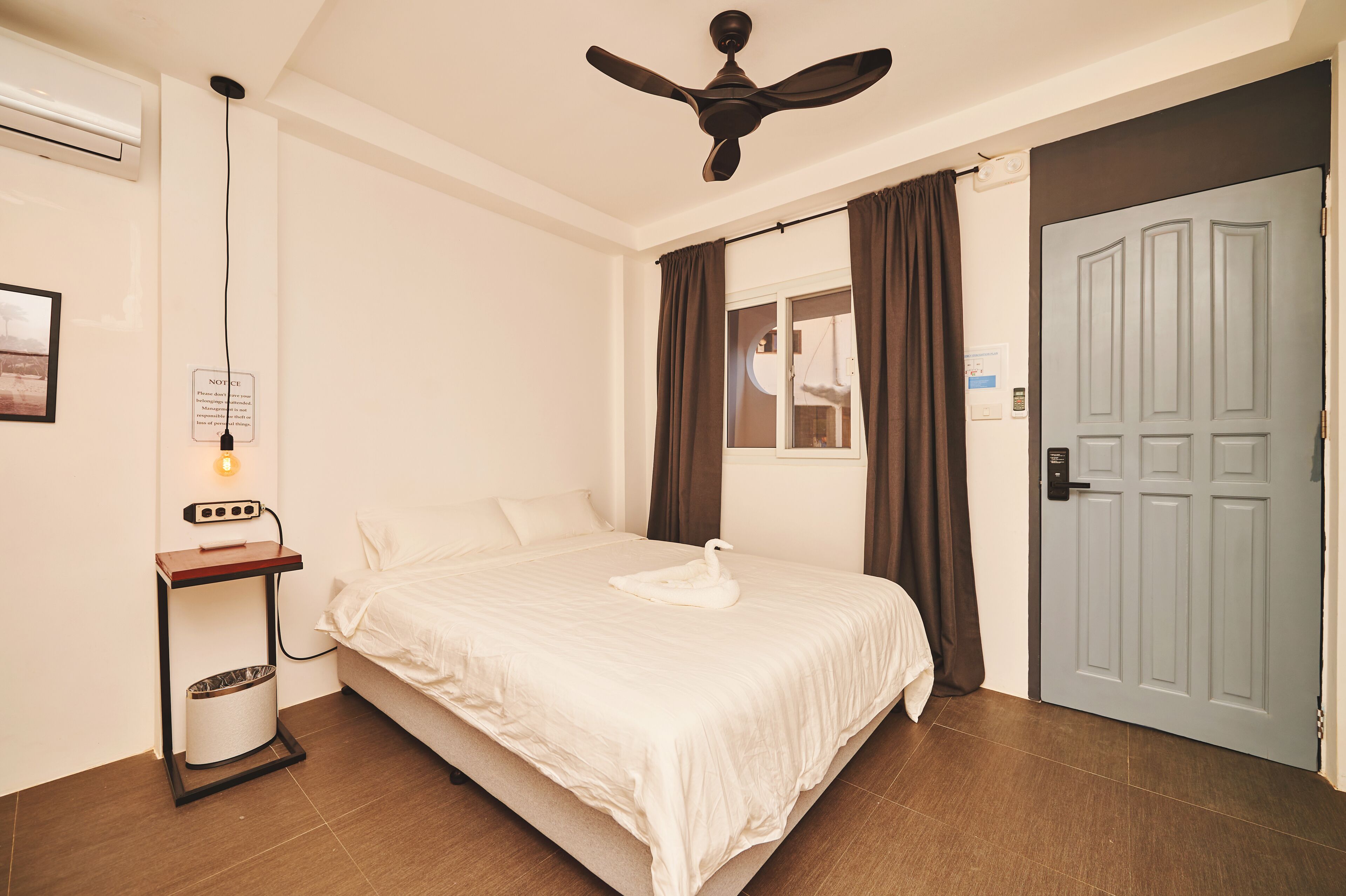 Hotel Gray