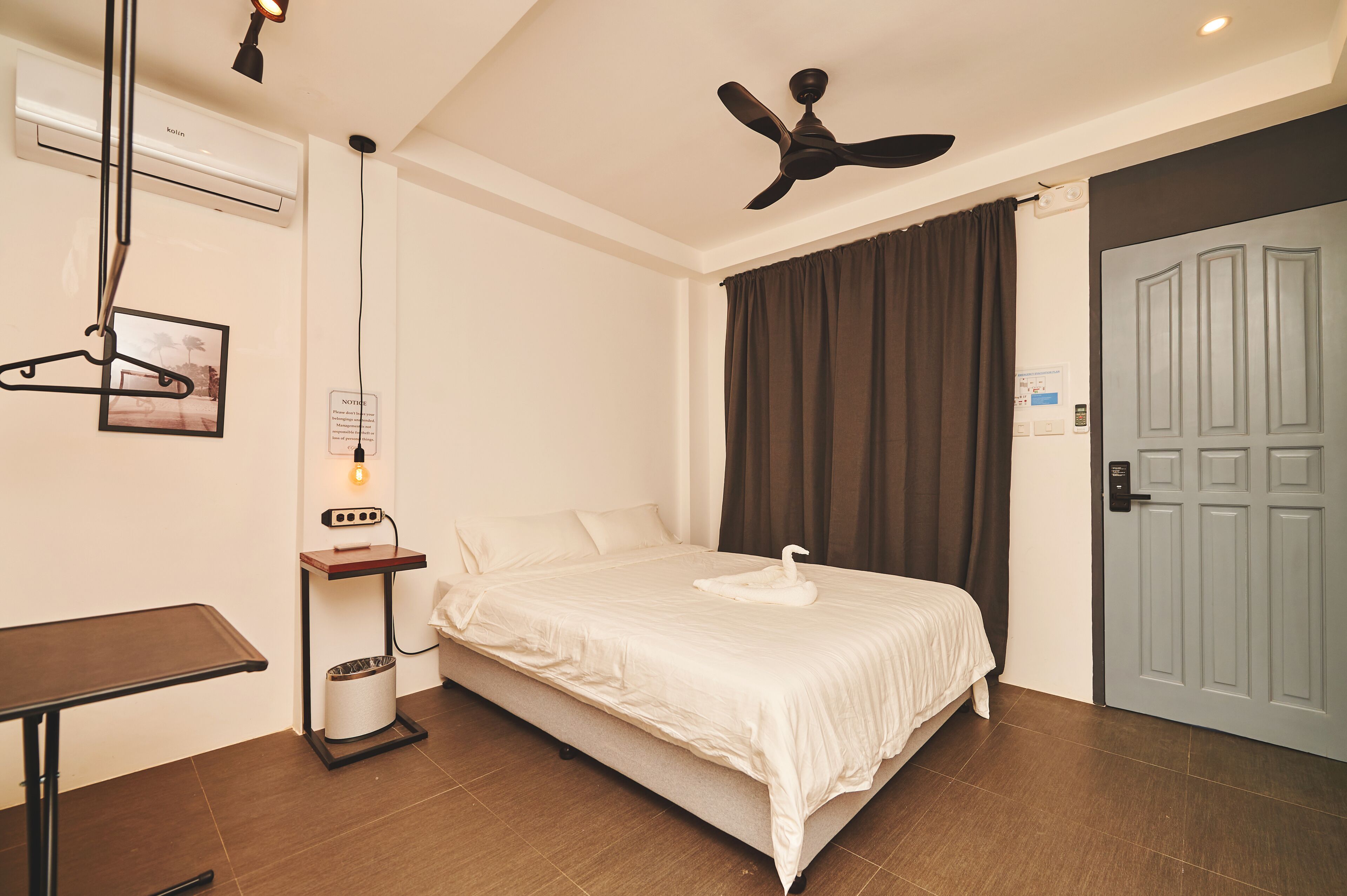 Hotel Gray