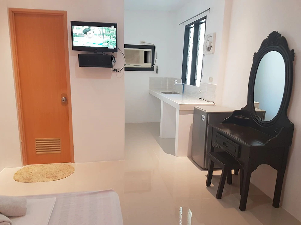 Ilicitos Resort Boracay