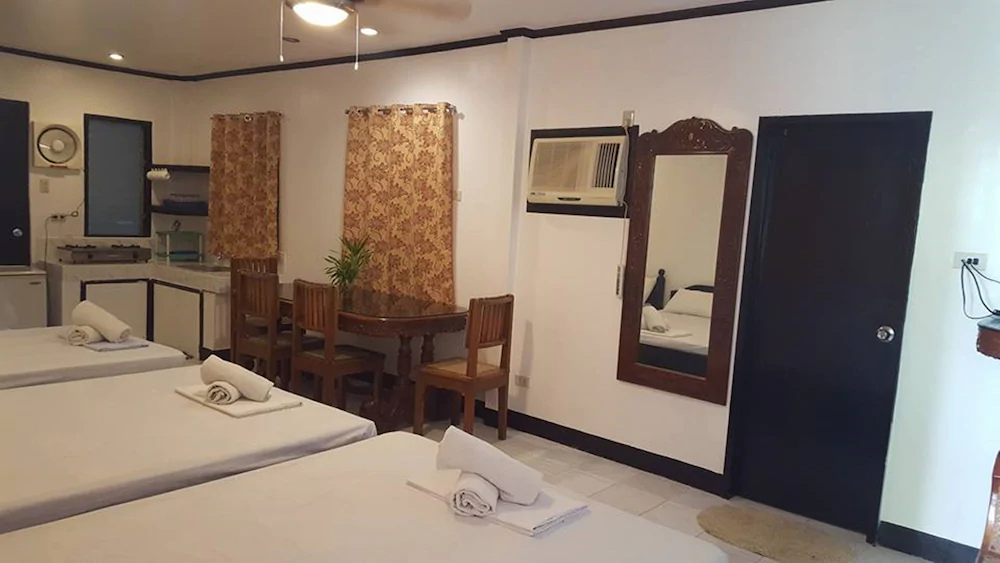 Ilicitos Resort Boracay