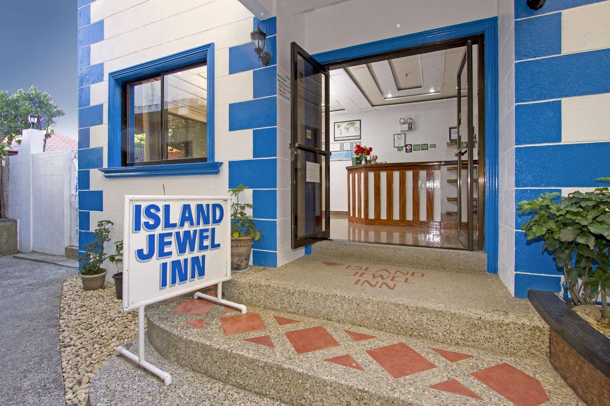 Island Jewel Inn Boracay