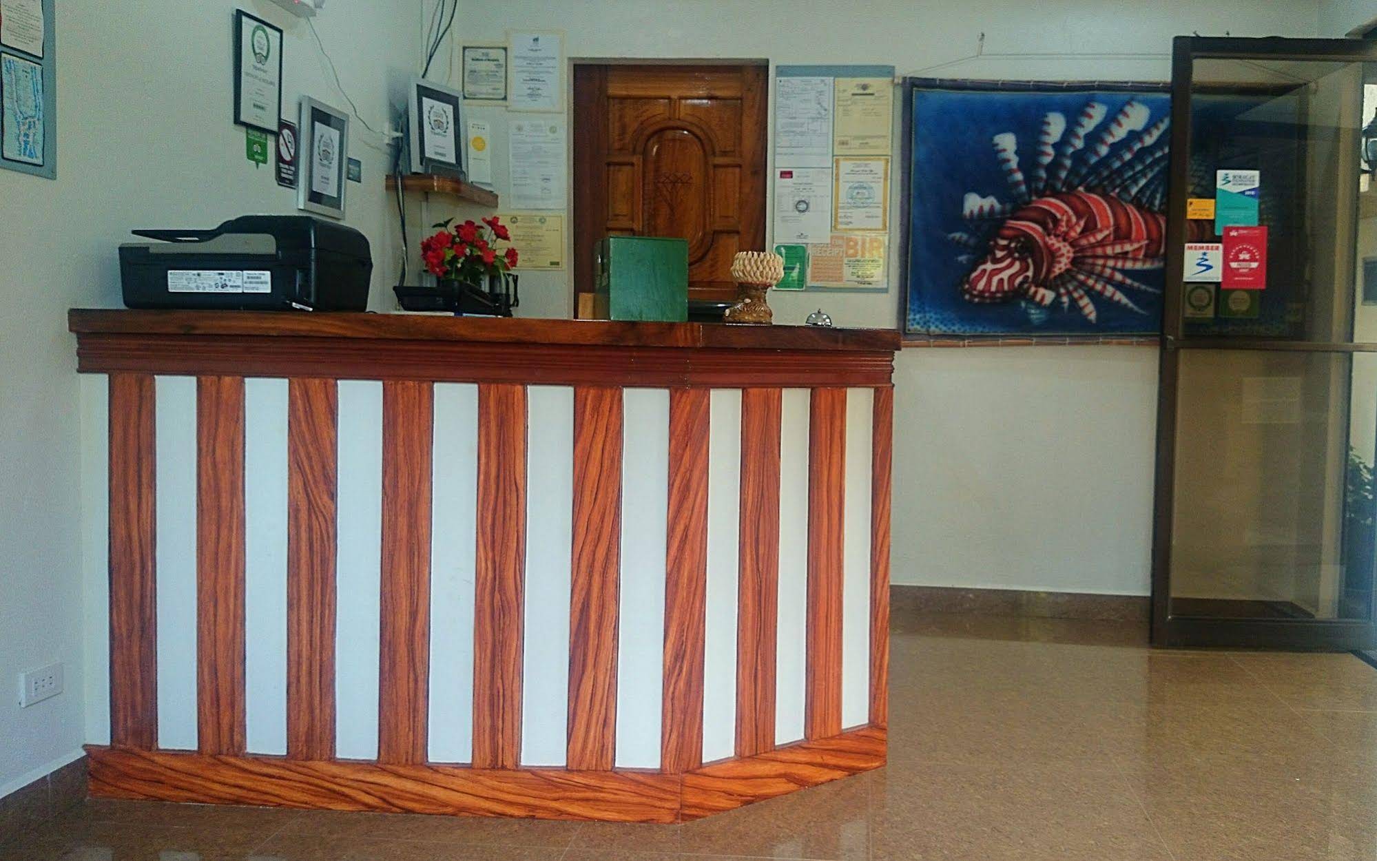 Island Jewel Inn Boracay