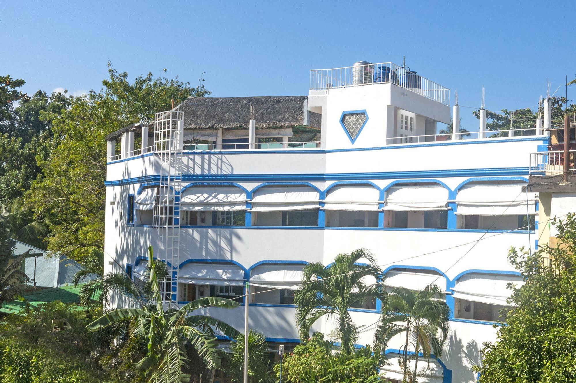 Island Jewel Inn Boracay
