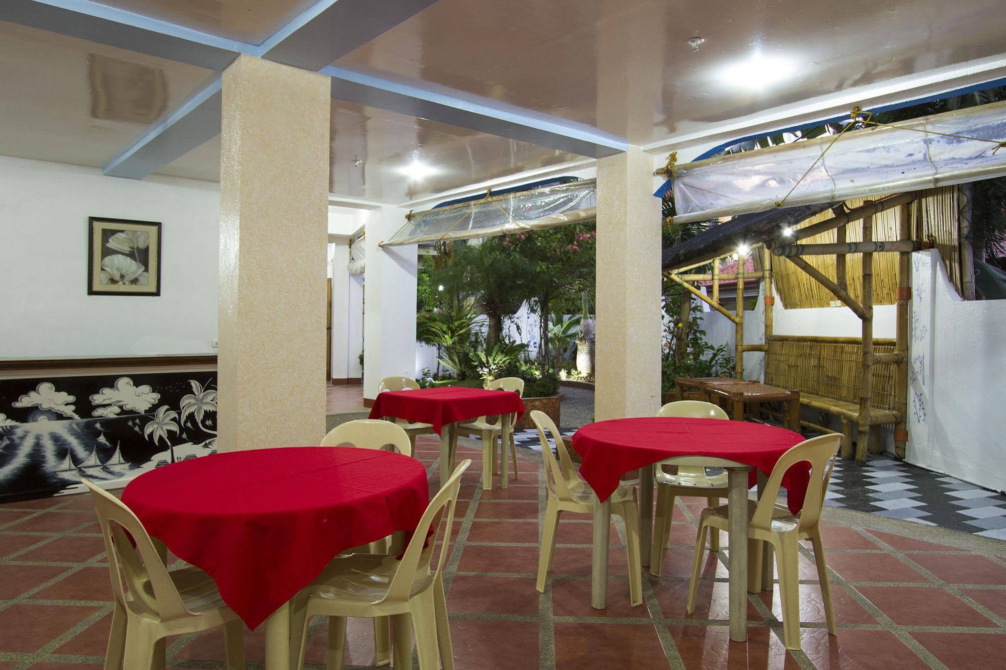 Island Jewel Inn Boracay