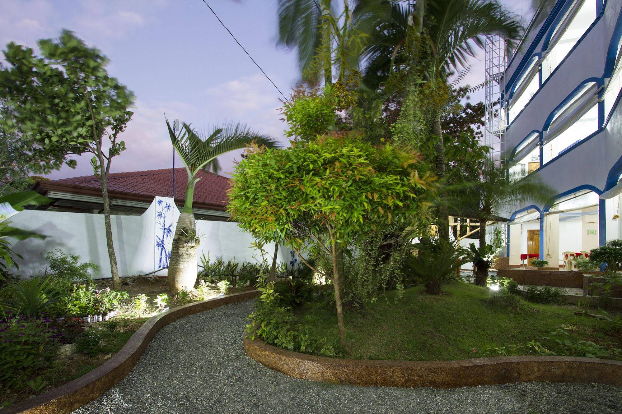 Island Jewel Inn Boracay