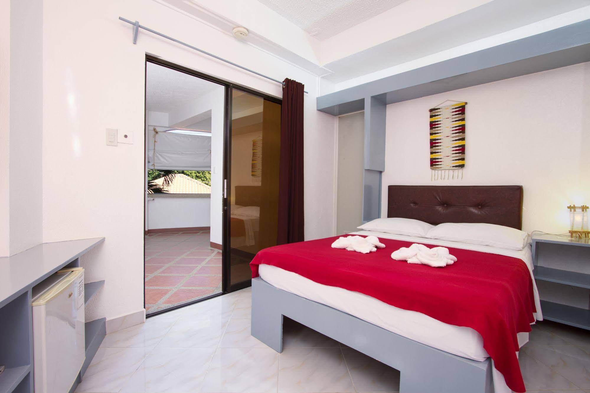 Island Jewel Inn Boracay