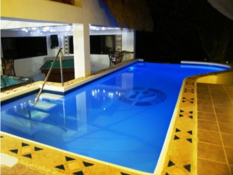 JayJays Club Boracay