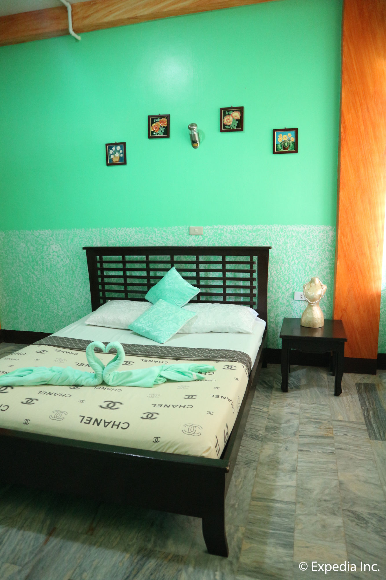 La Isla Bonita Resort & Spa