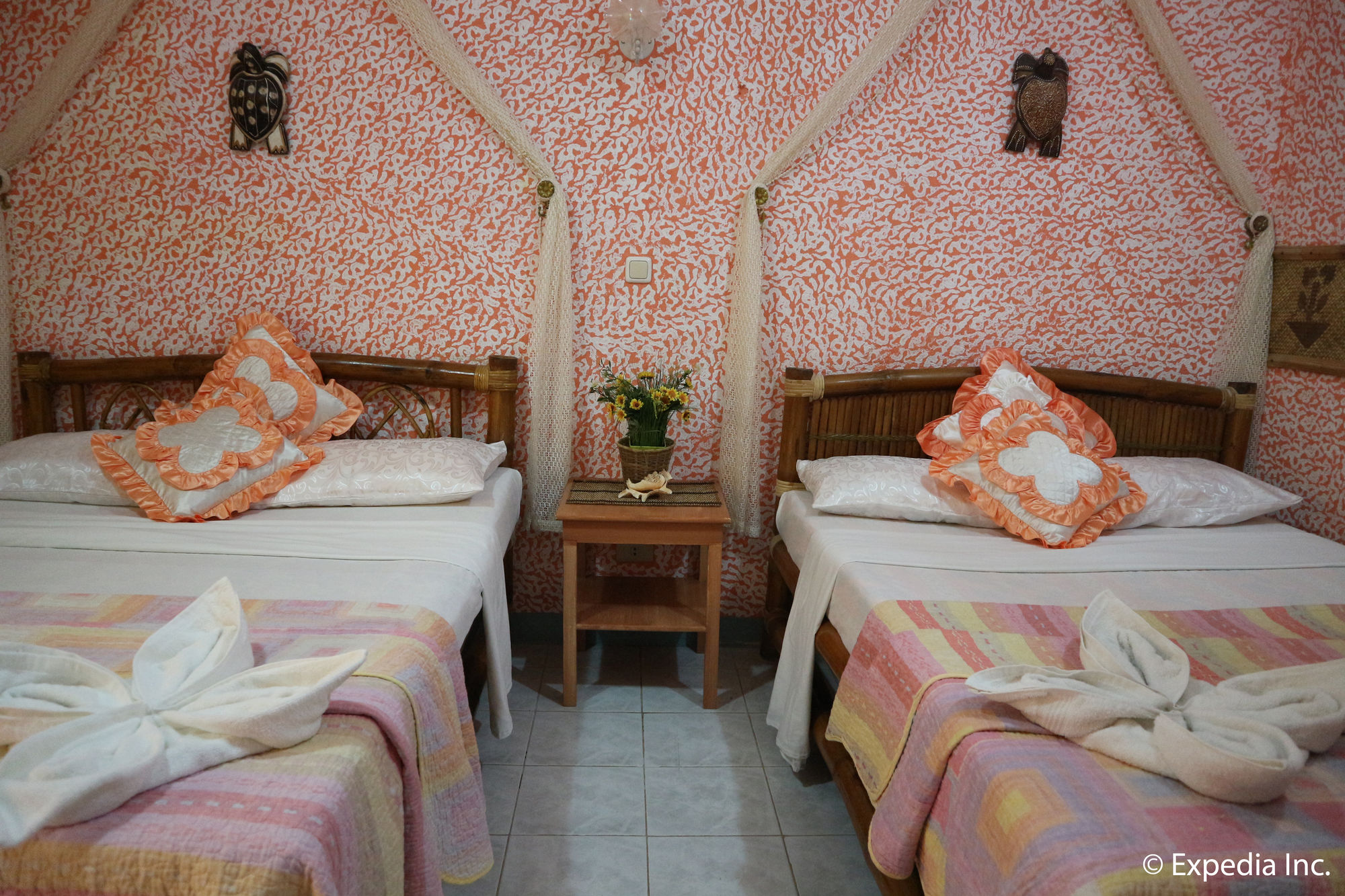 La Isla Bonita Resort & Spa