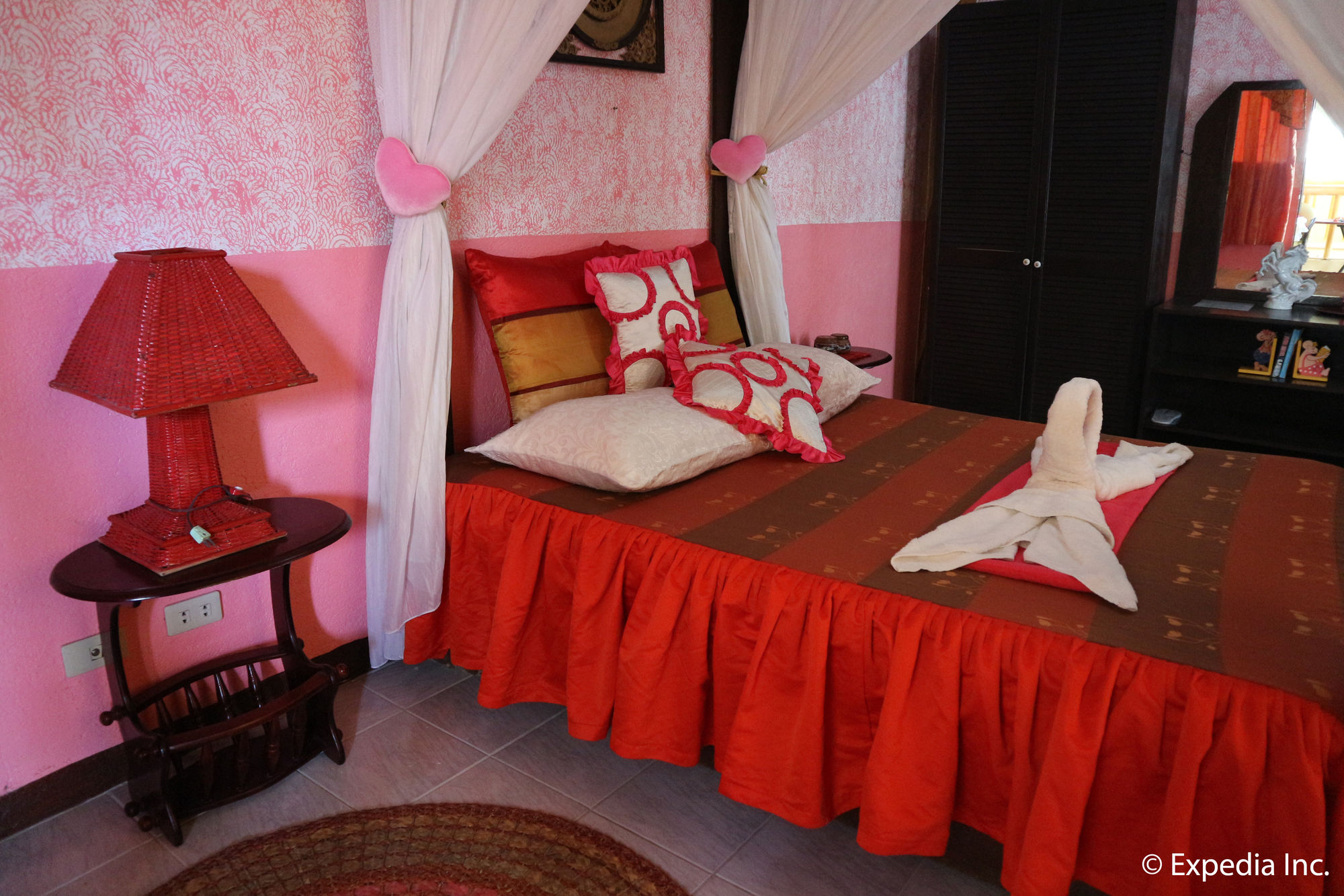 La Isla Bonita Resort & Spa