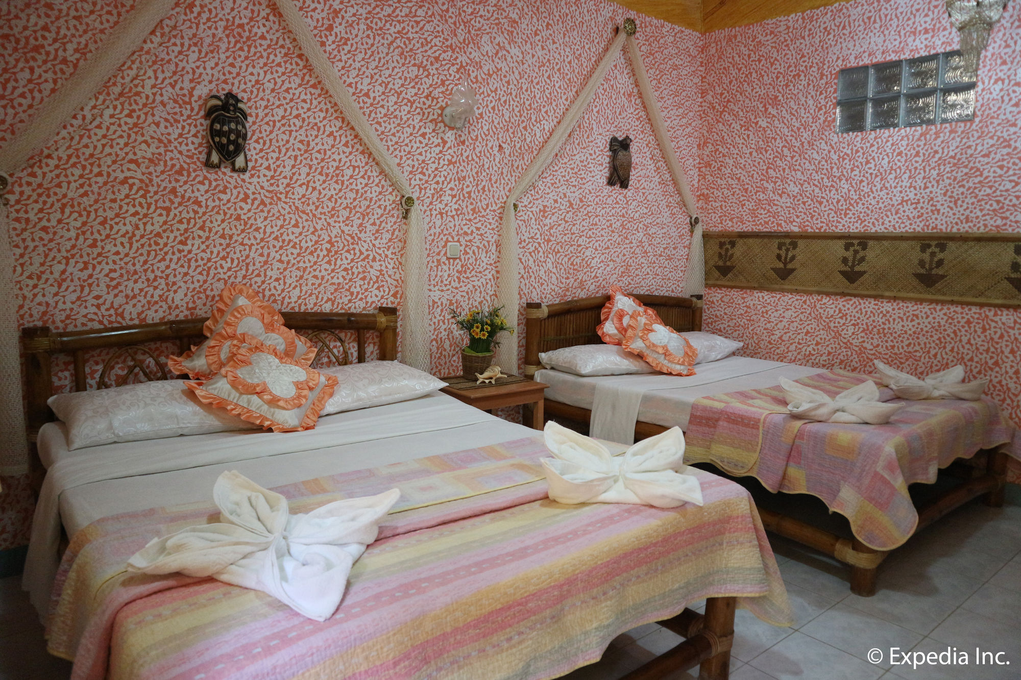La Isla Bonita Resort & Spa