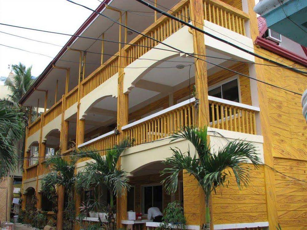La Oviedo Villa Resort