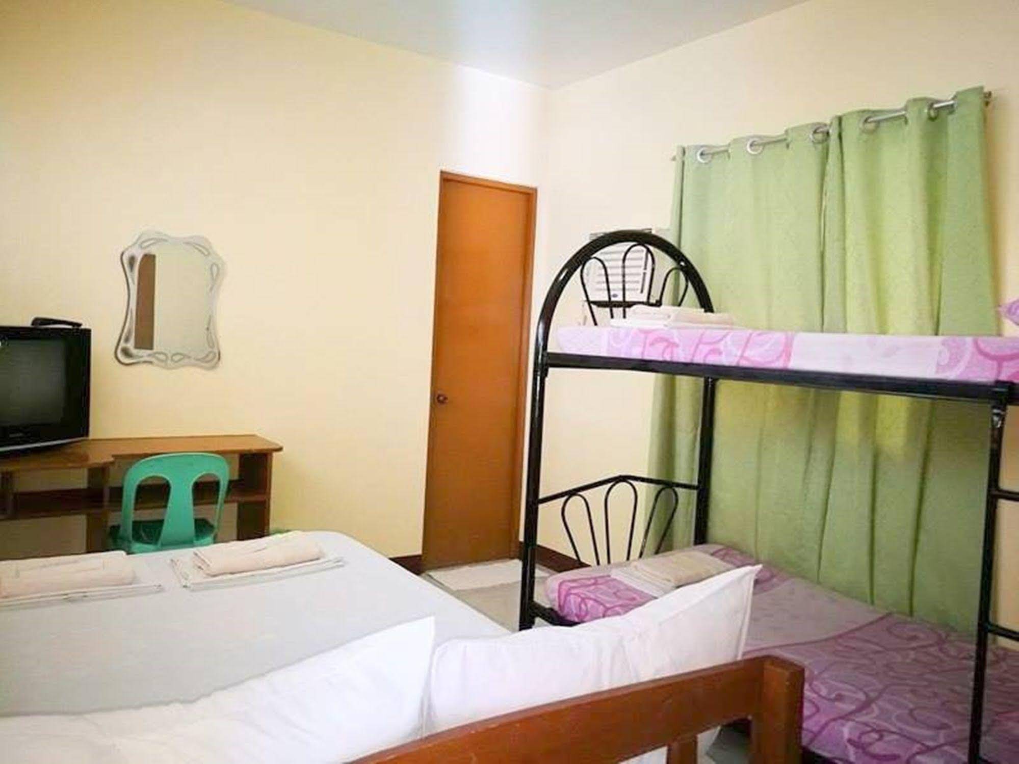 Liraz Ville Pension House