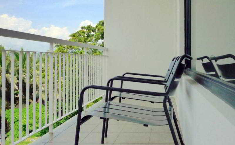 LuxeView Hotel