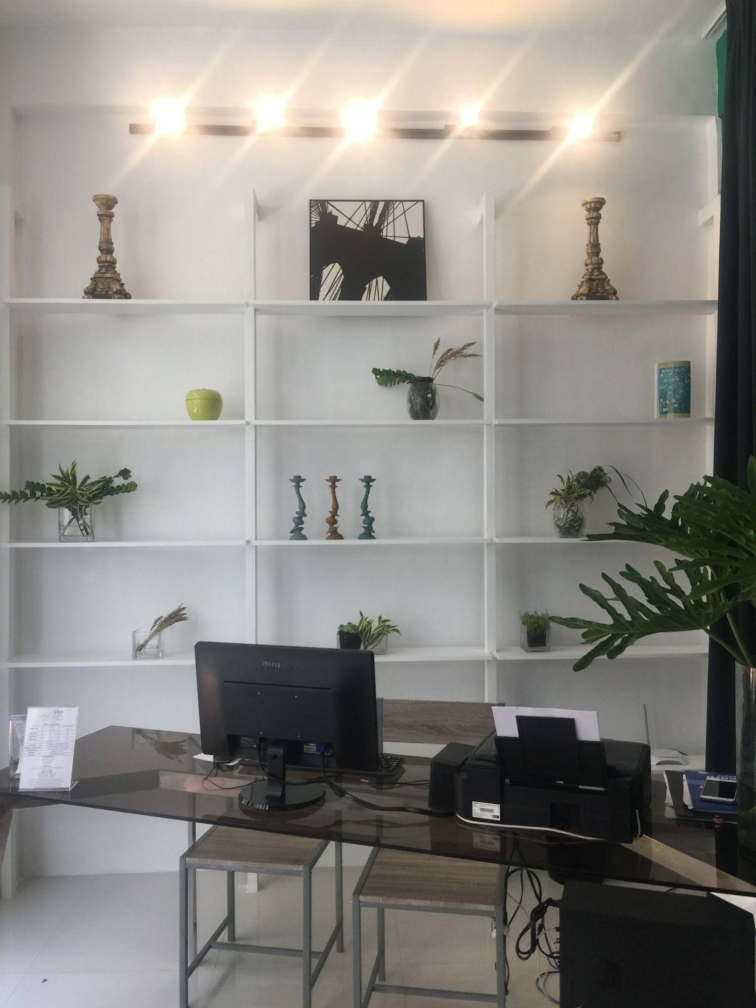 Luxx Boutique Boracay