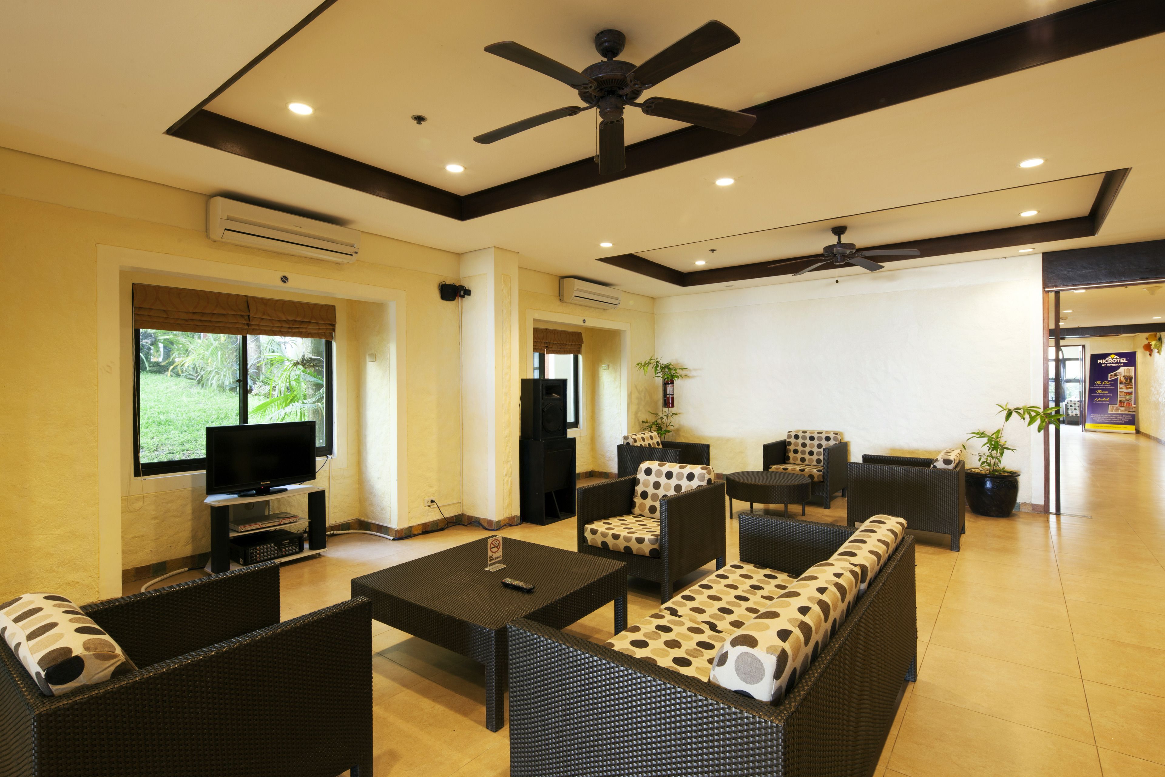 Microtel by Wyndham Boracay