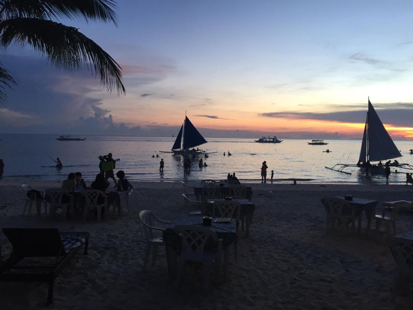 Microtel by Wyndham Boracay