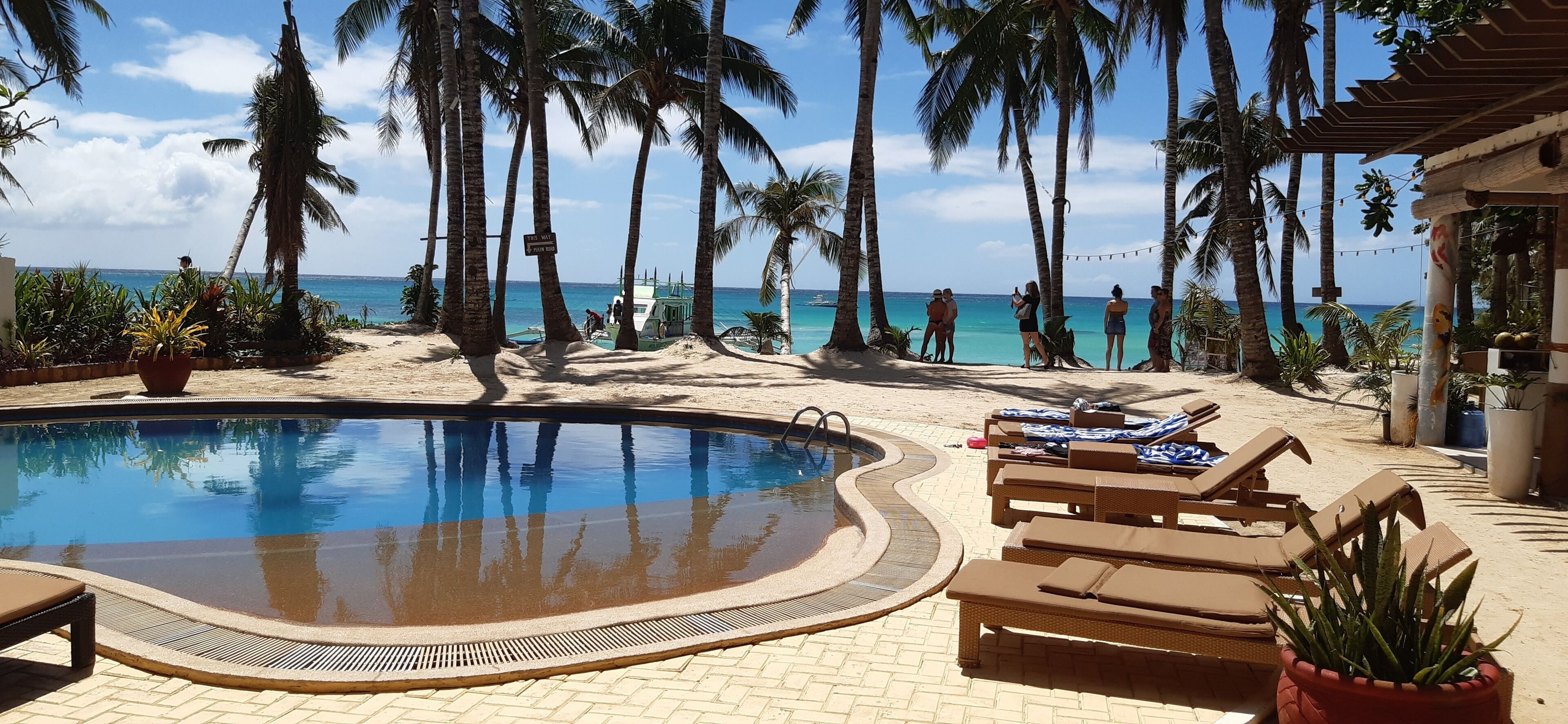 Microtel by Wyndham Boracay
