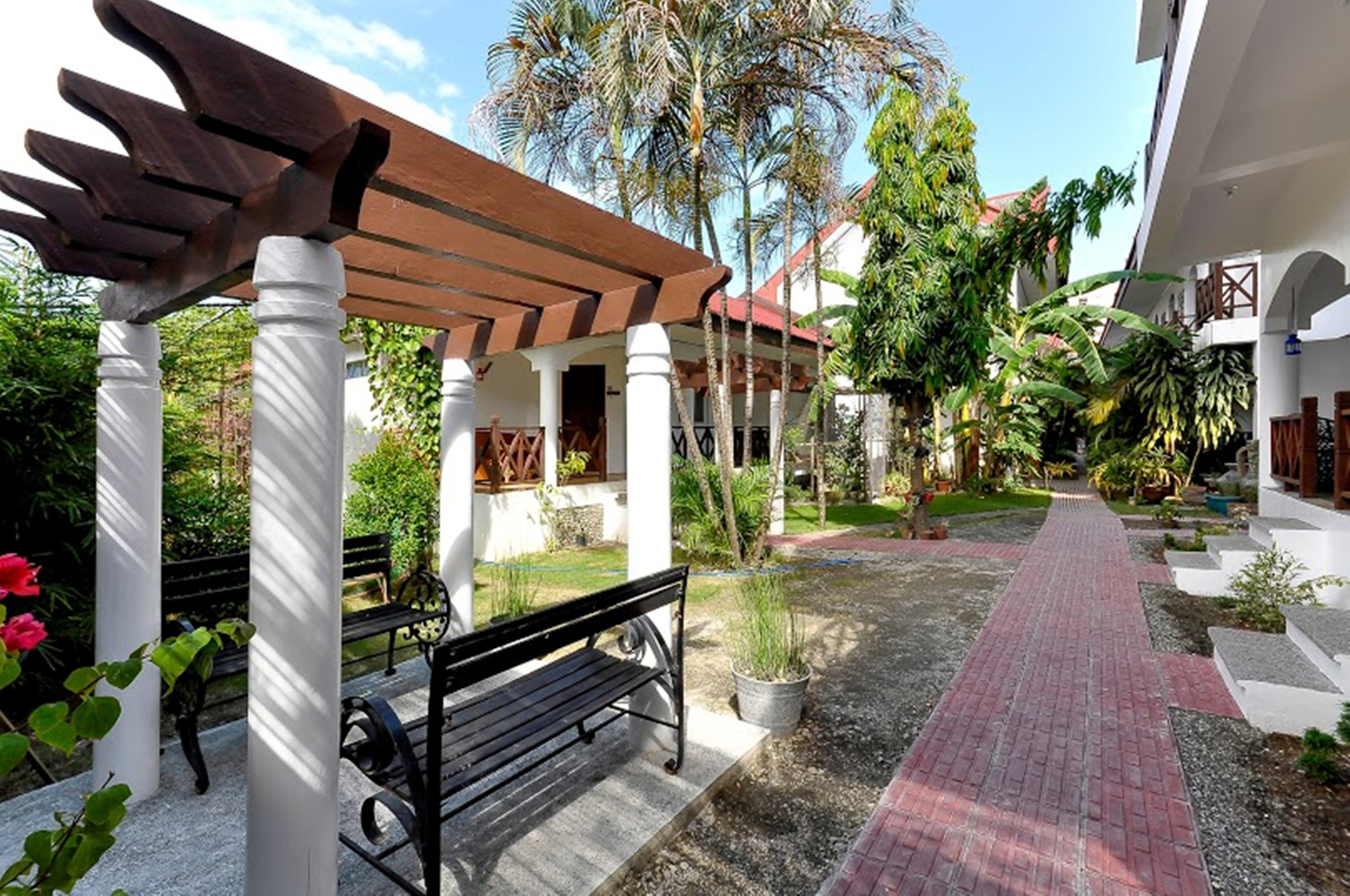 Nirvana Beach Resort