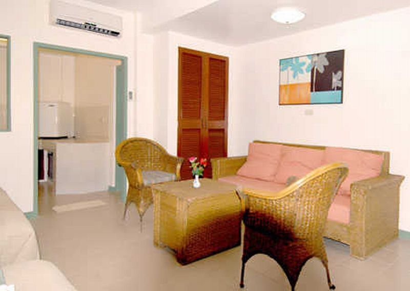 Orinda Beach Resort