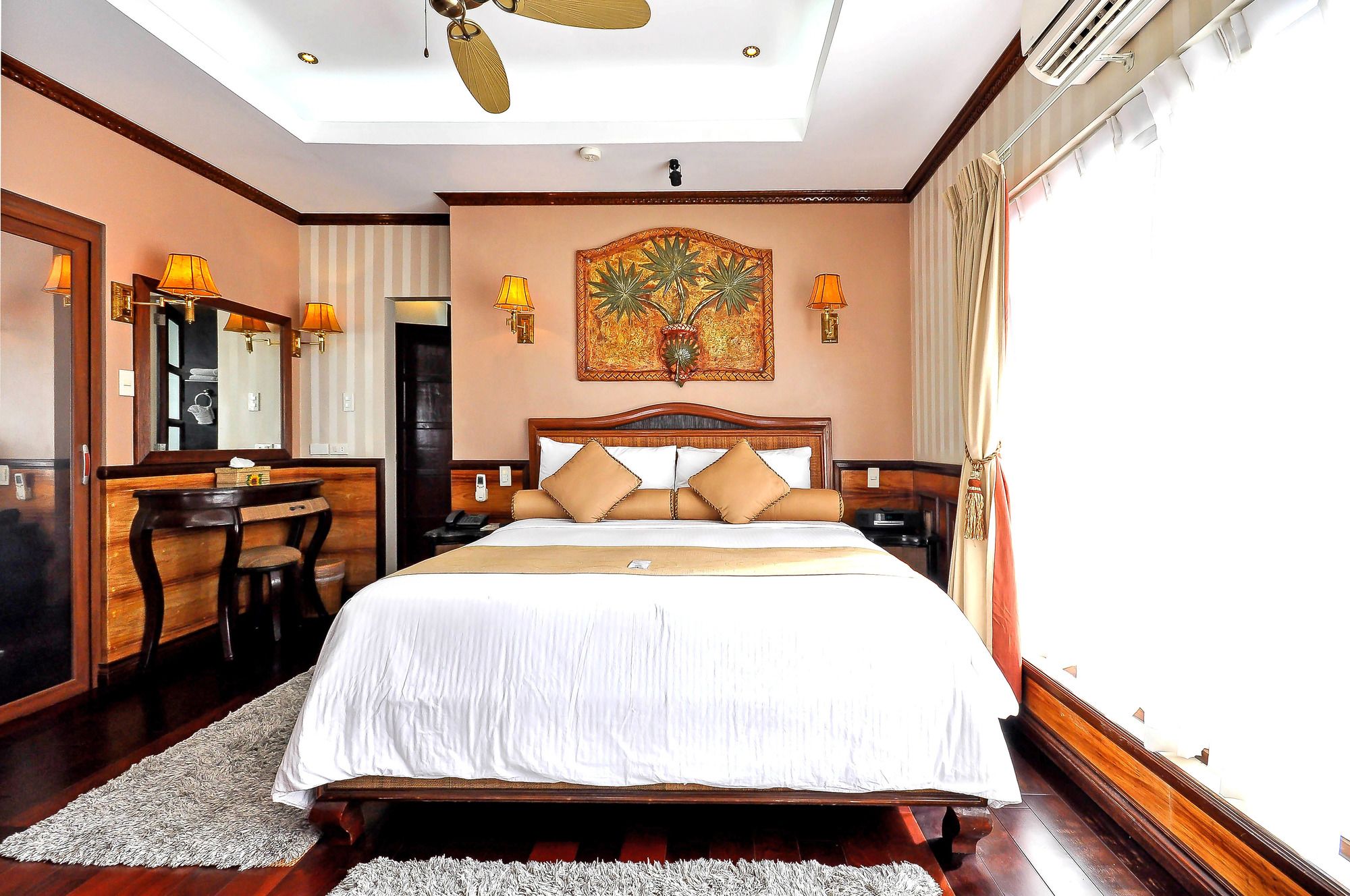 Red Coconut Beach Hotel