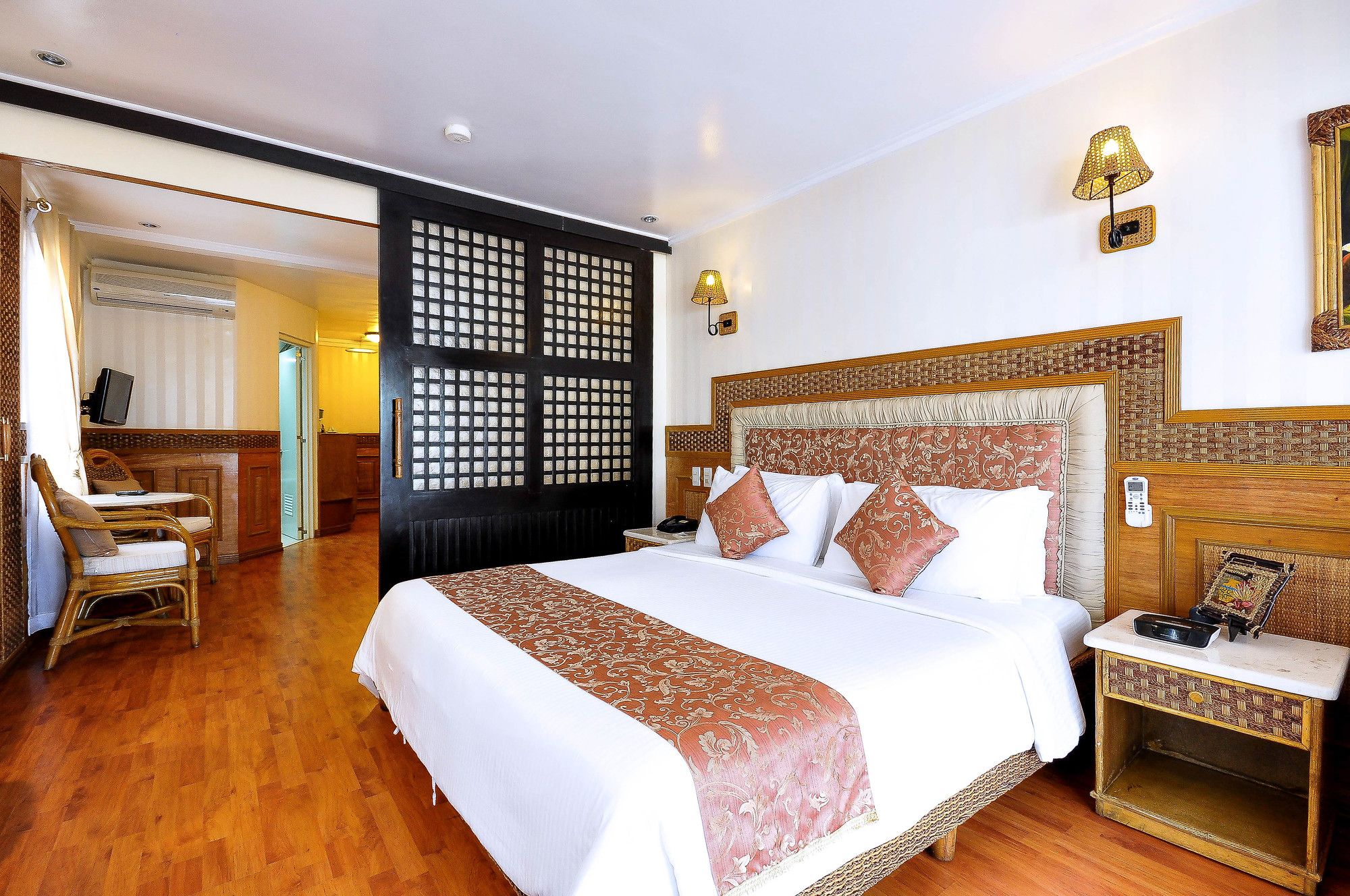 Red Coconut Beach Hotel