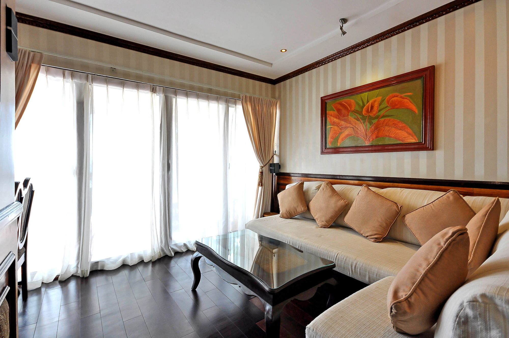 Red Coconut Beach Hotel