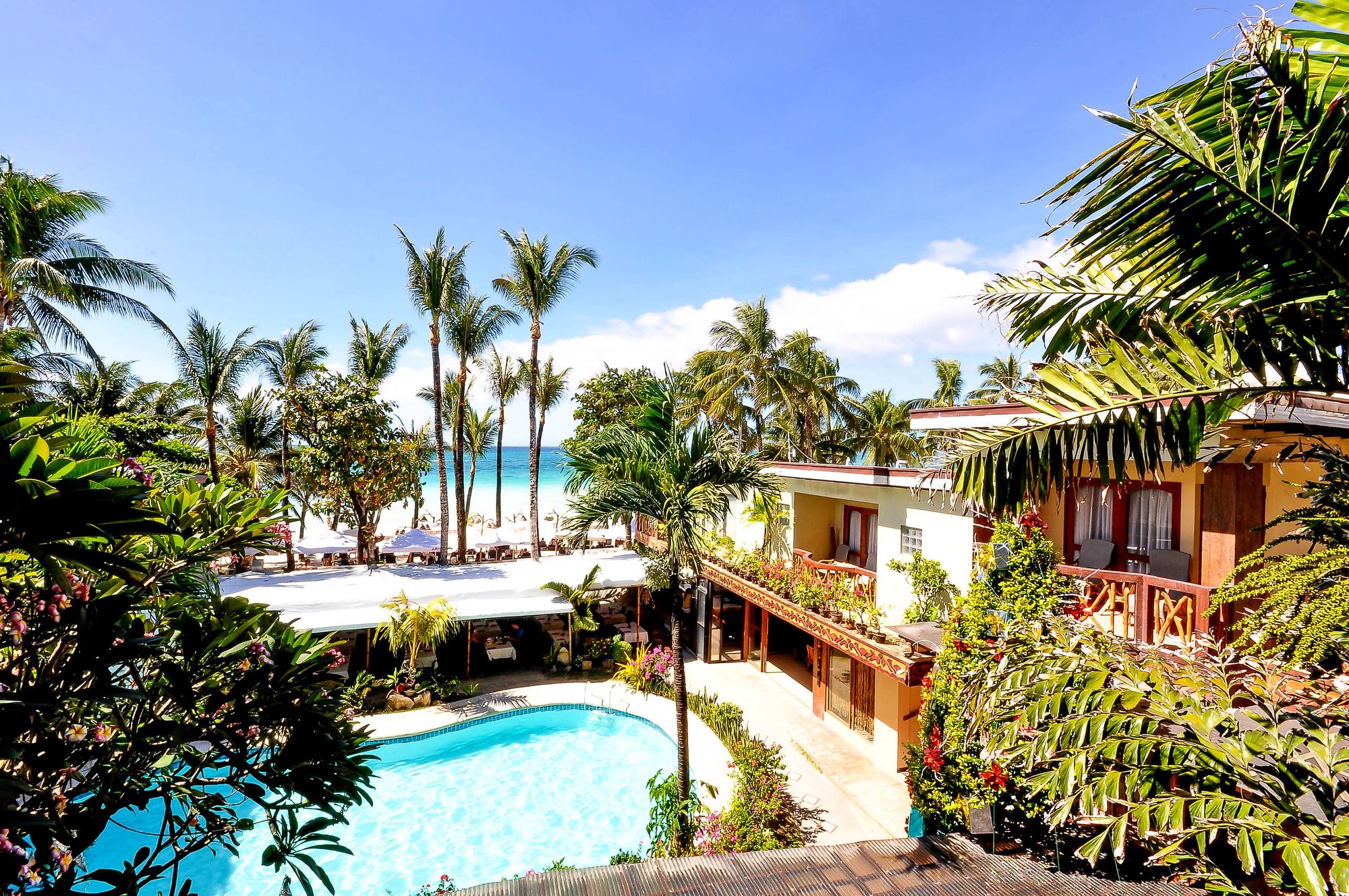 Red Coconut Beach Hotel