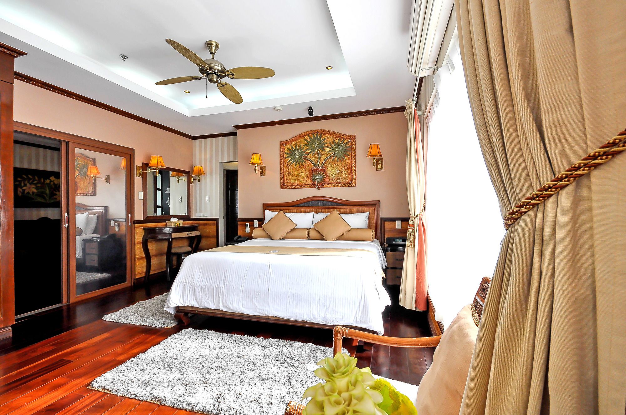Red Coconut Beach Hotel