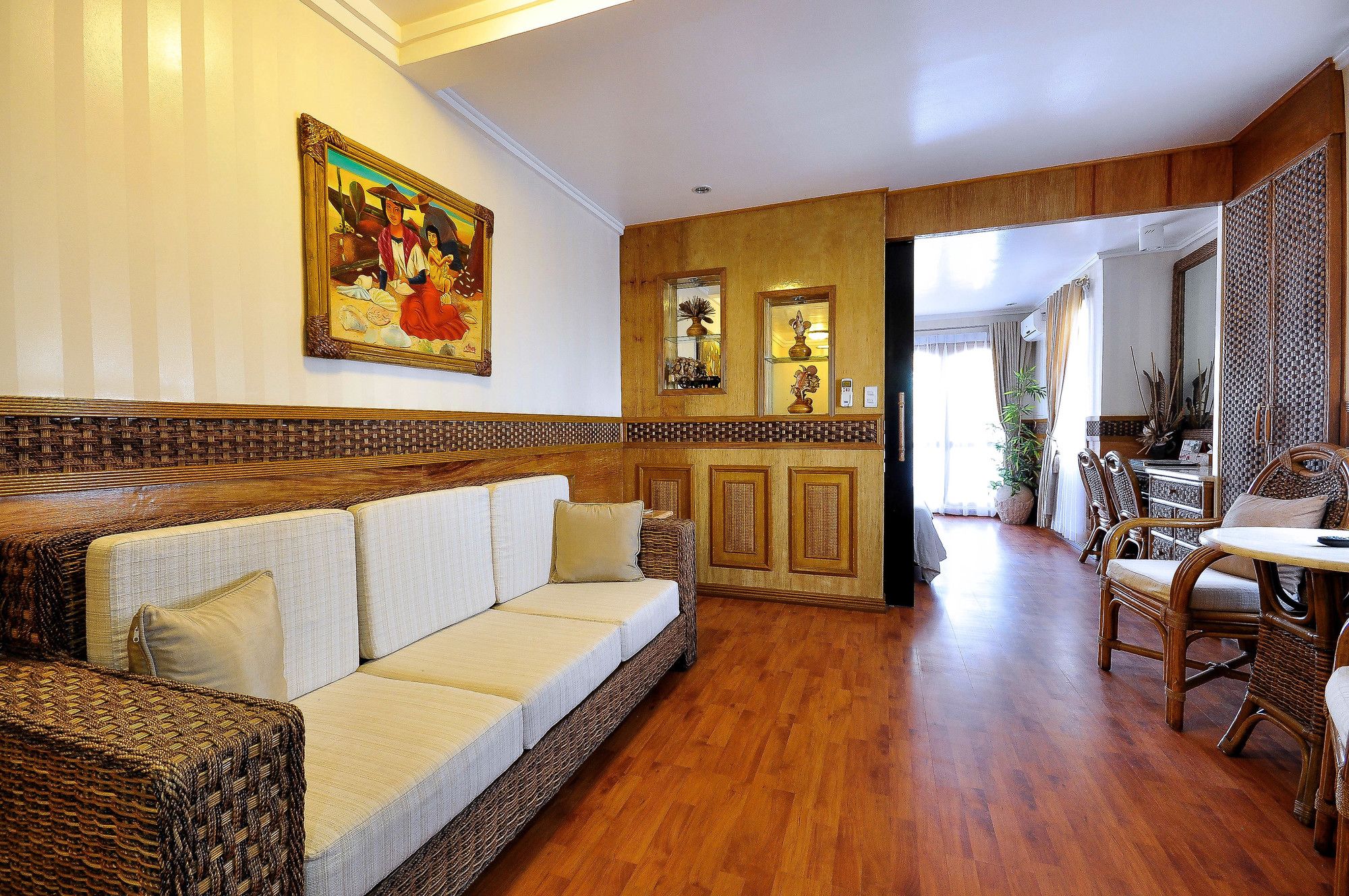 Red Coconut Beach Hotel