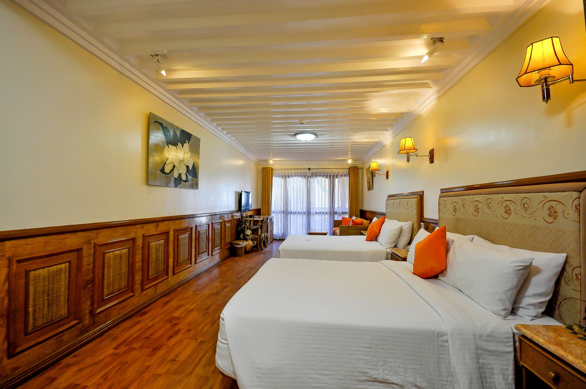 Red Coconut Beach Hotel