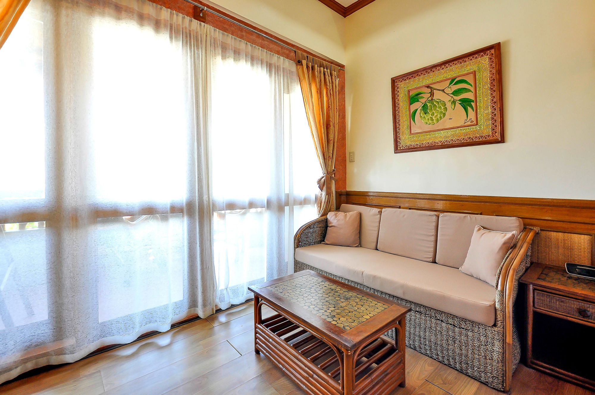 Red Coconut Beach Hotel