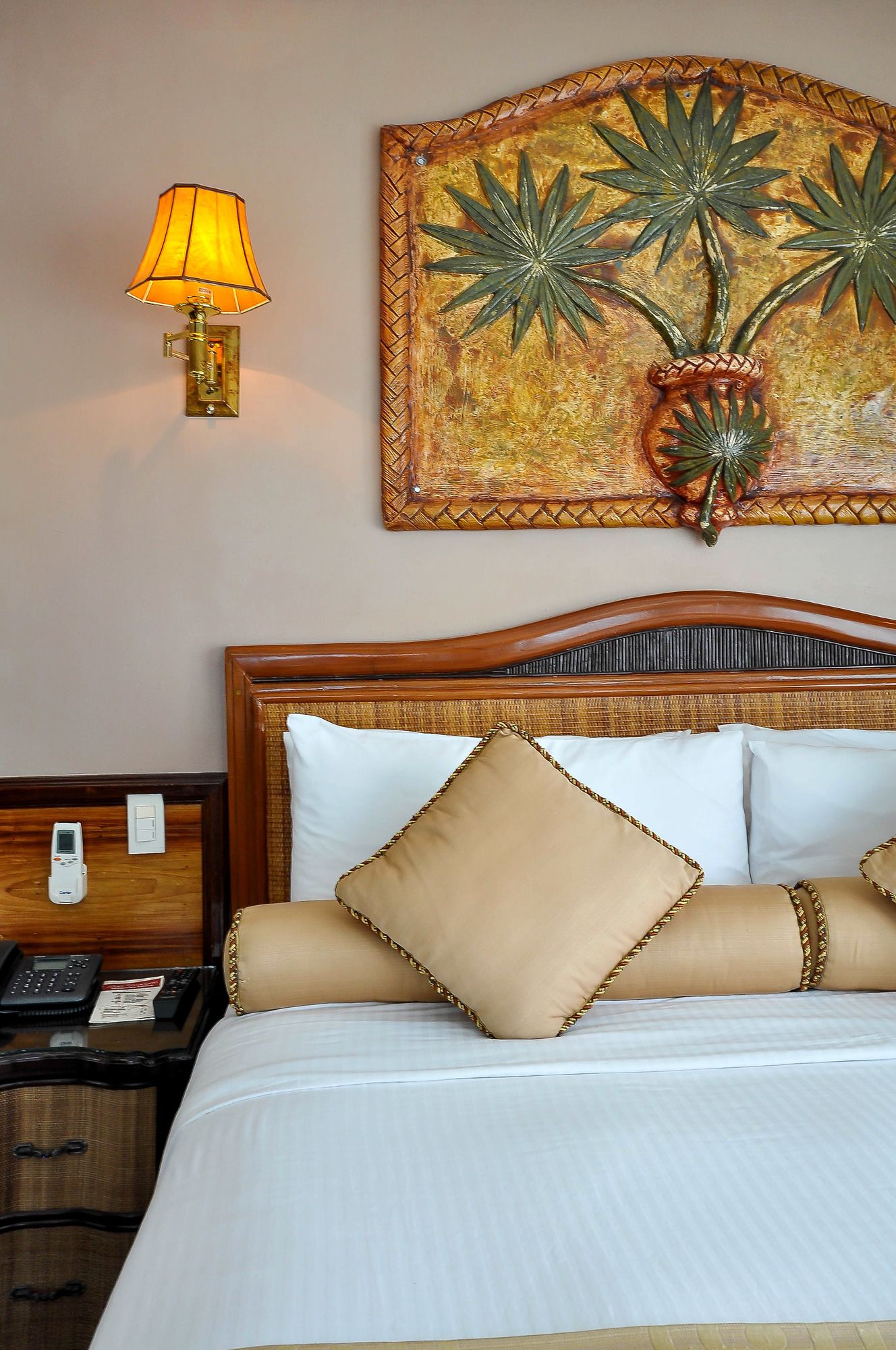 Red Coconut Beach Hotel