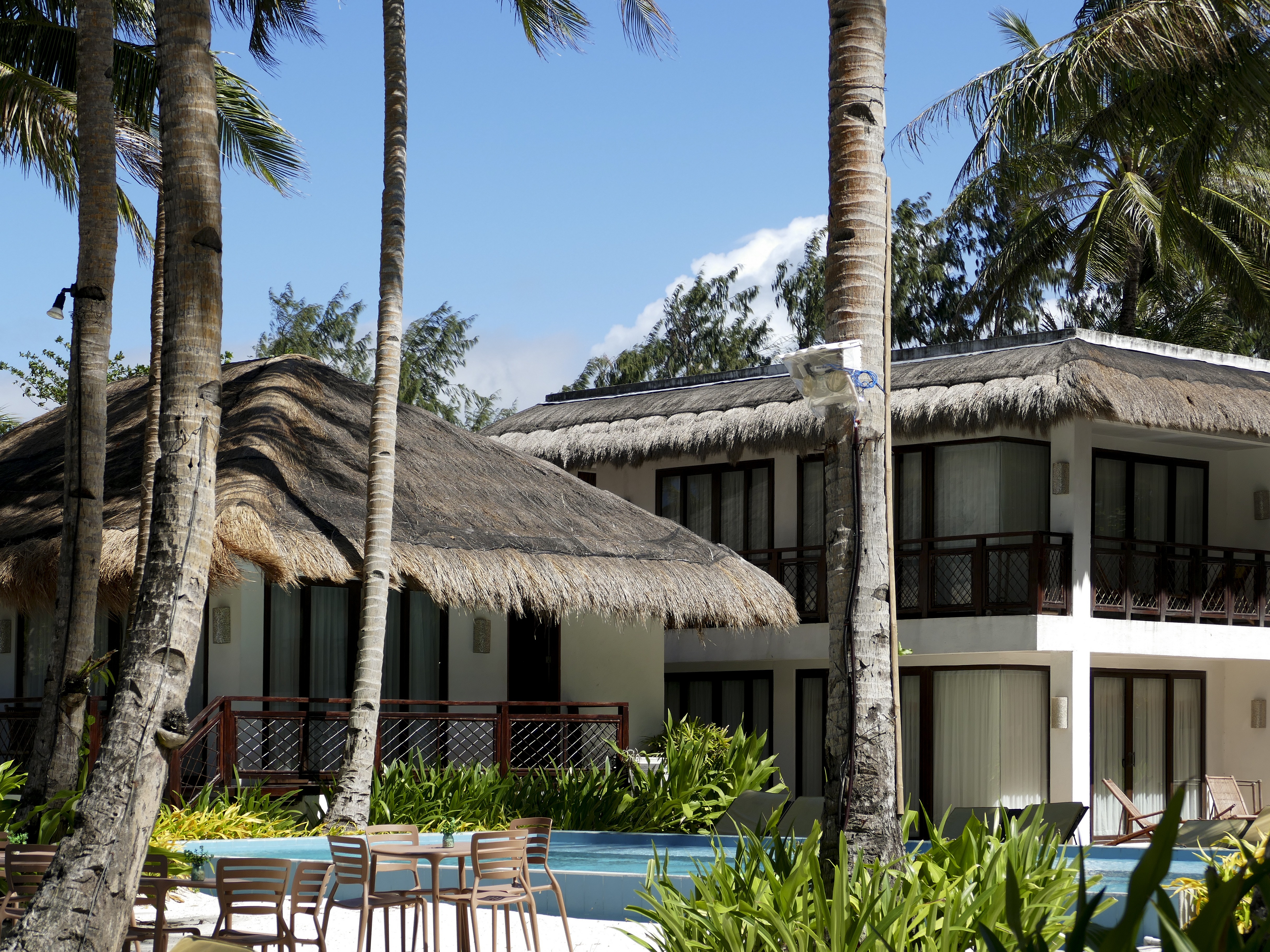 Rieseling Boracay Beach Resort