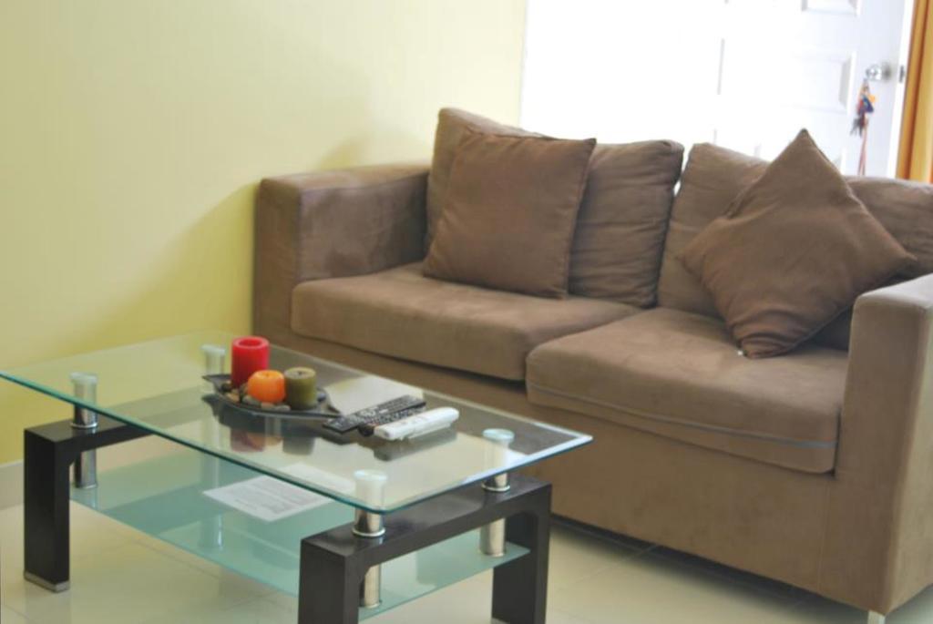 Roxon Apartments