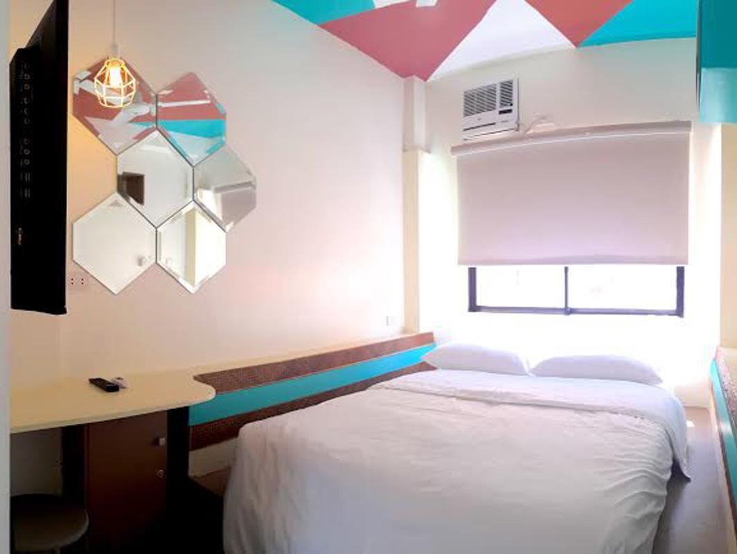 Second Wind Hostel by MNL